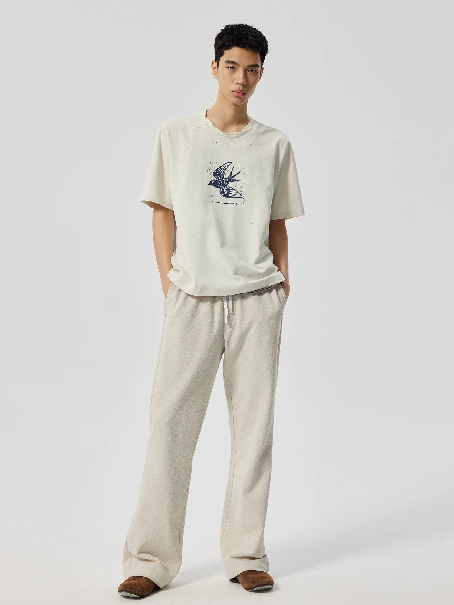 Bird Graphic Distressed T-Shirt