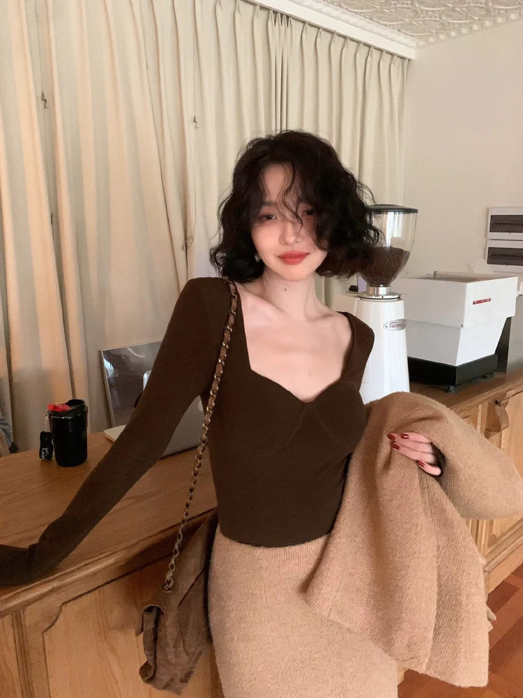 Sweetheart Neck Long Sleeve Top