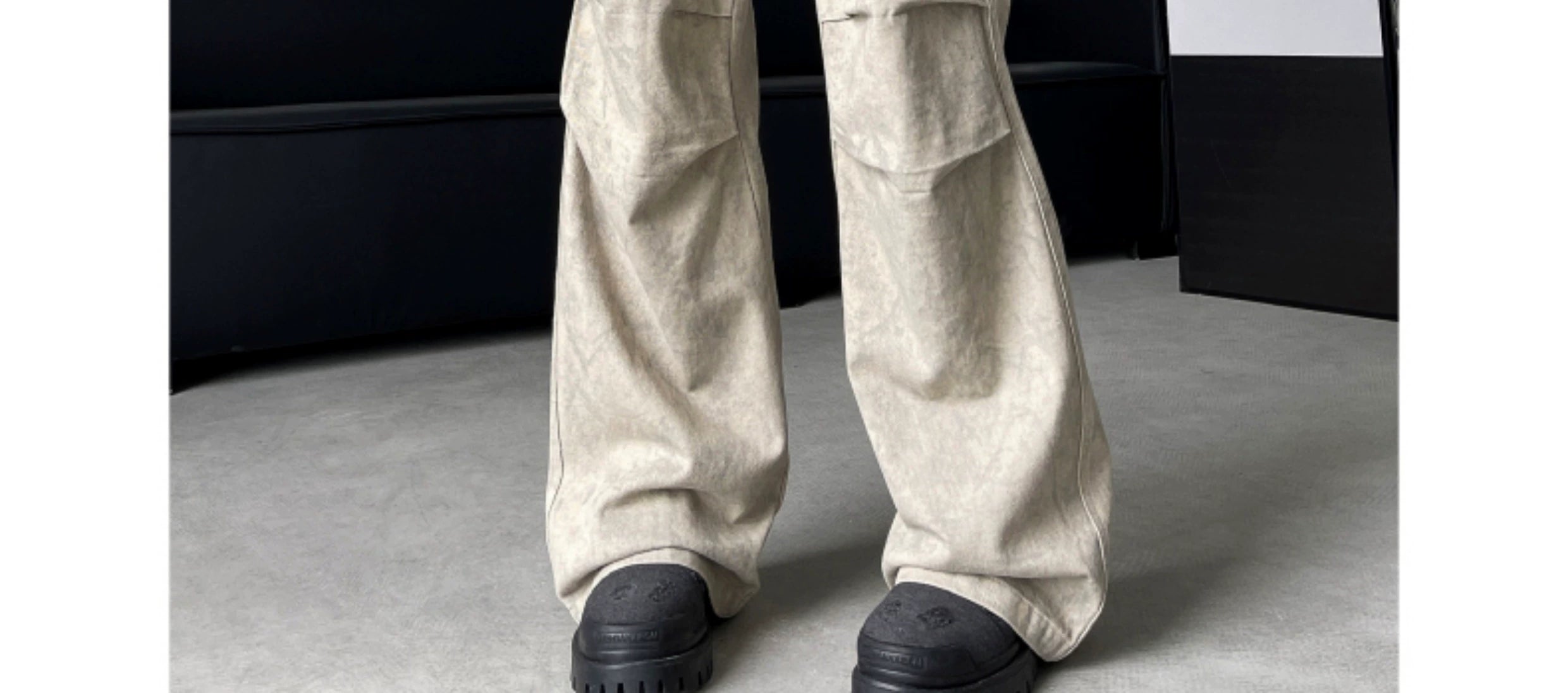 Loose Fit Light Wash Cargo Pants
