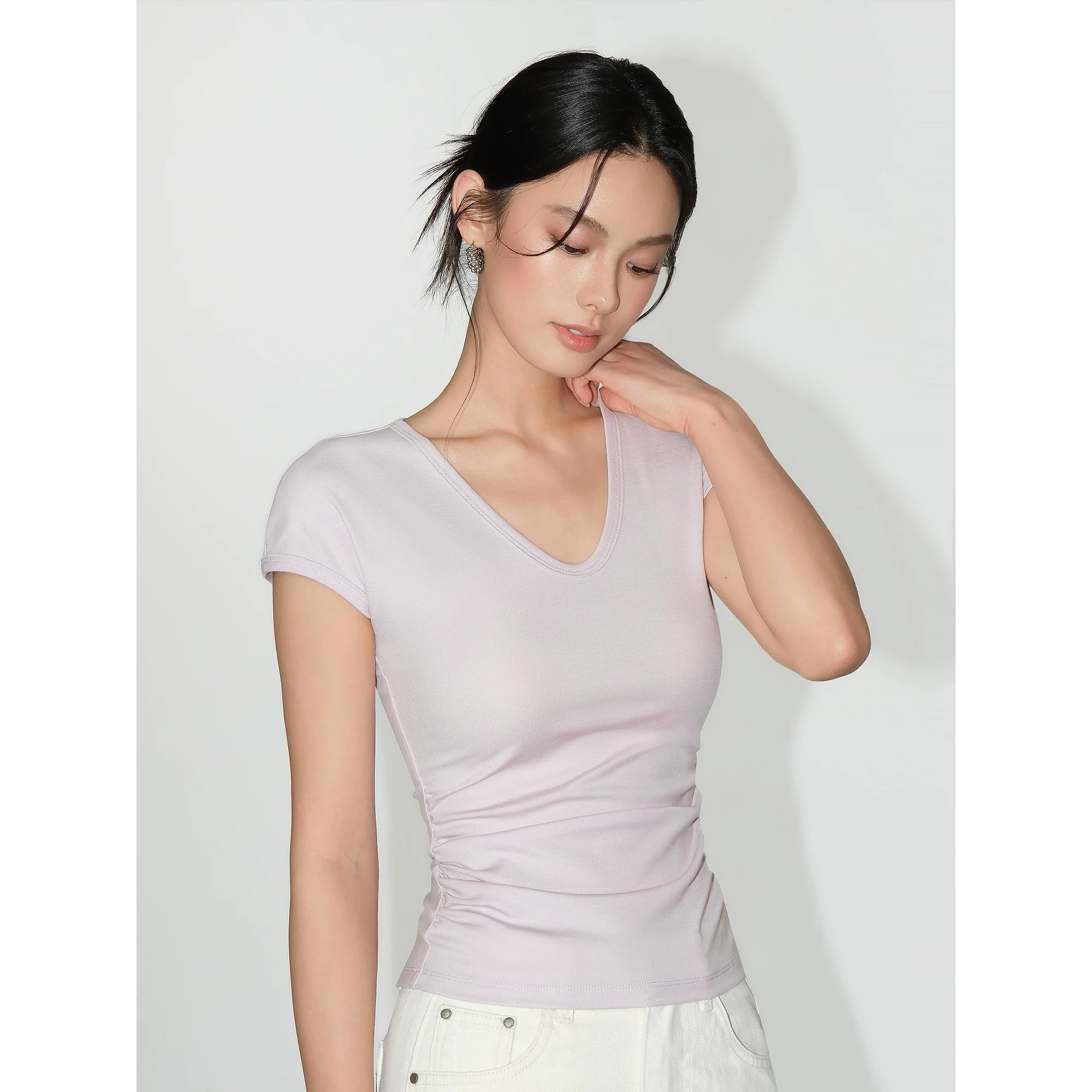 Soft Curve Ruched V‑Neck Tee