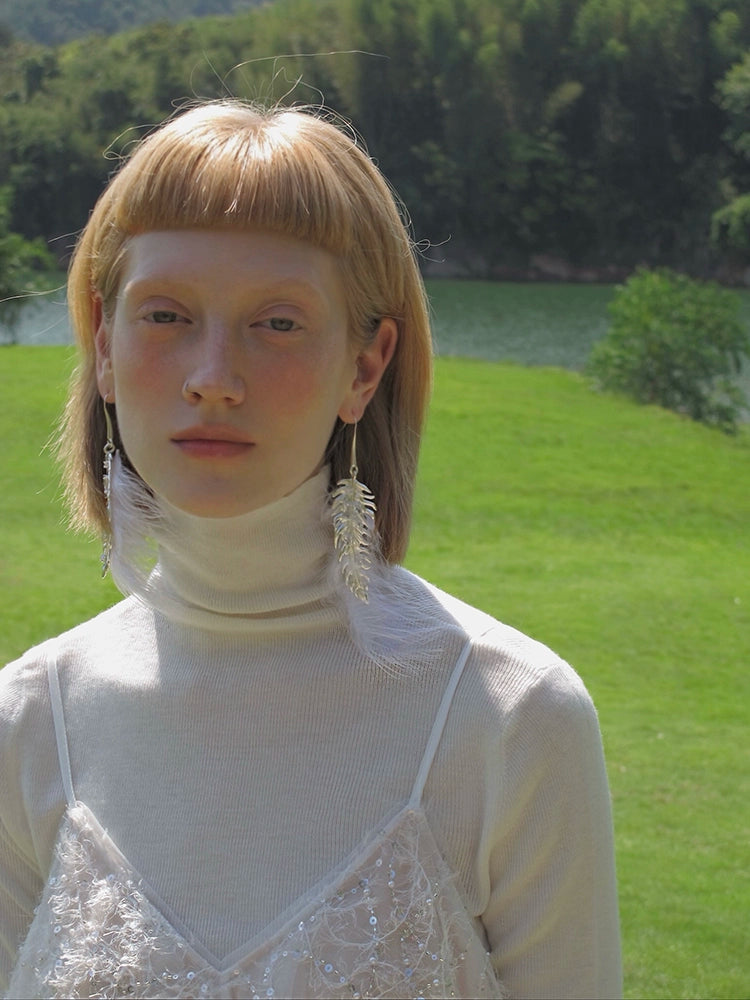 Essential Ribbed Turtleneck Knit Top