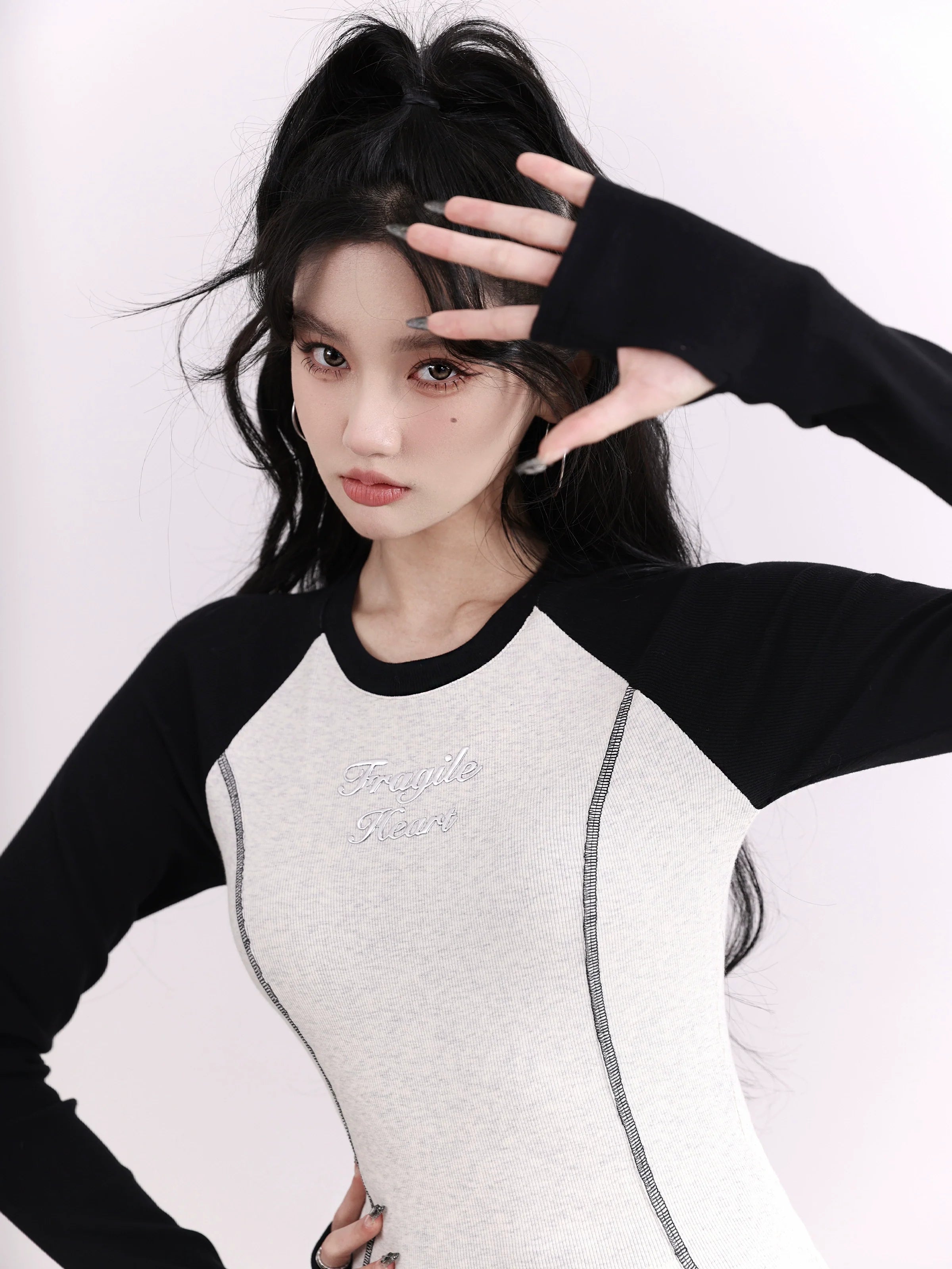 Monochrome Raglan Sleeve Cropped Baseball Tee