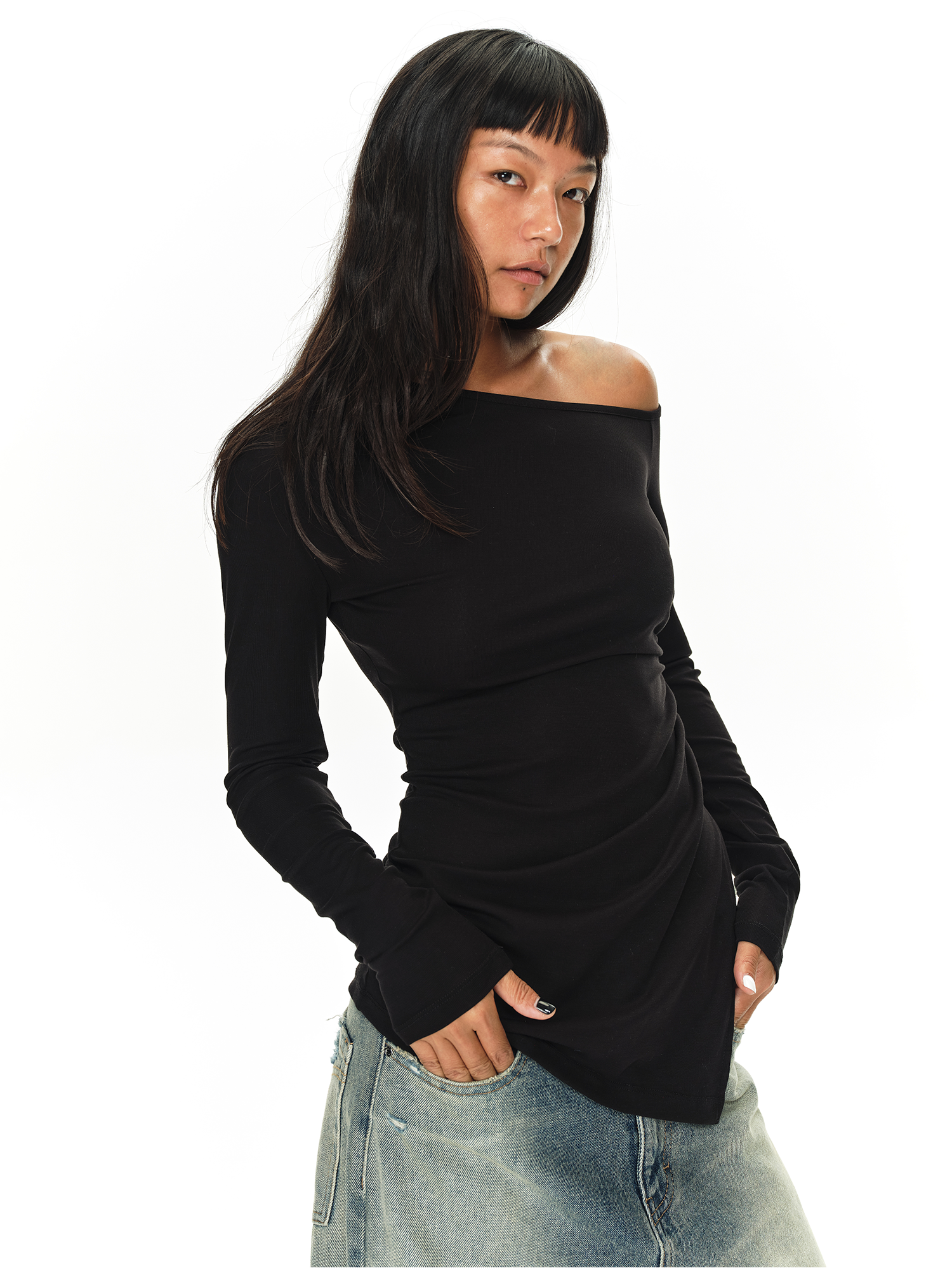 Black Asymmetric Long Sleeve T-shirt