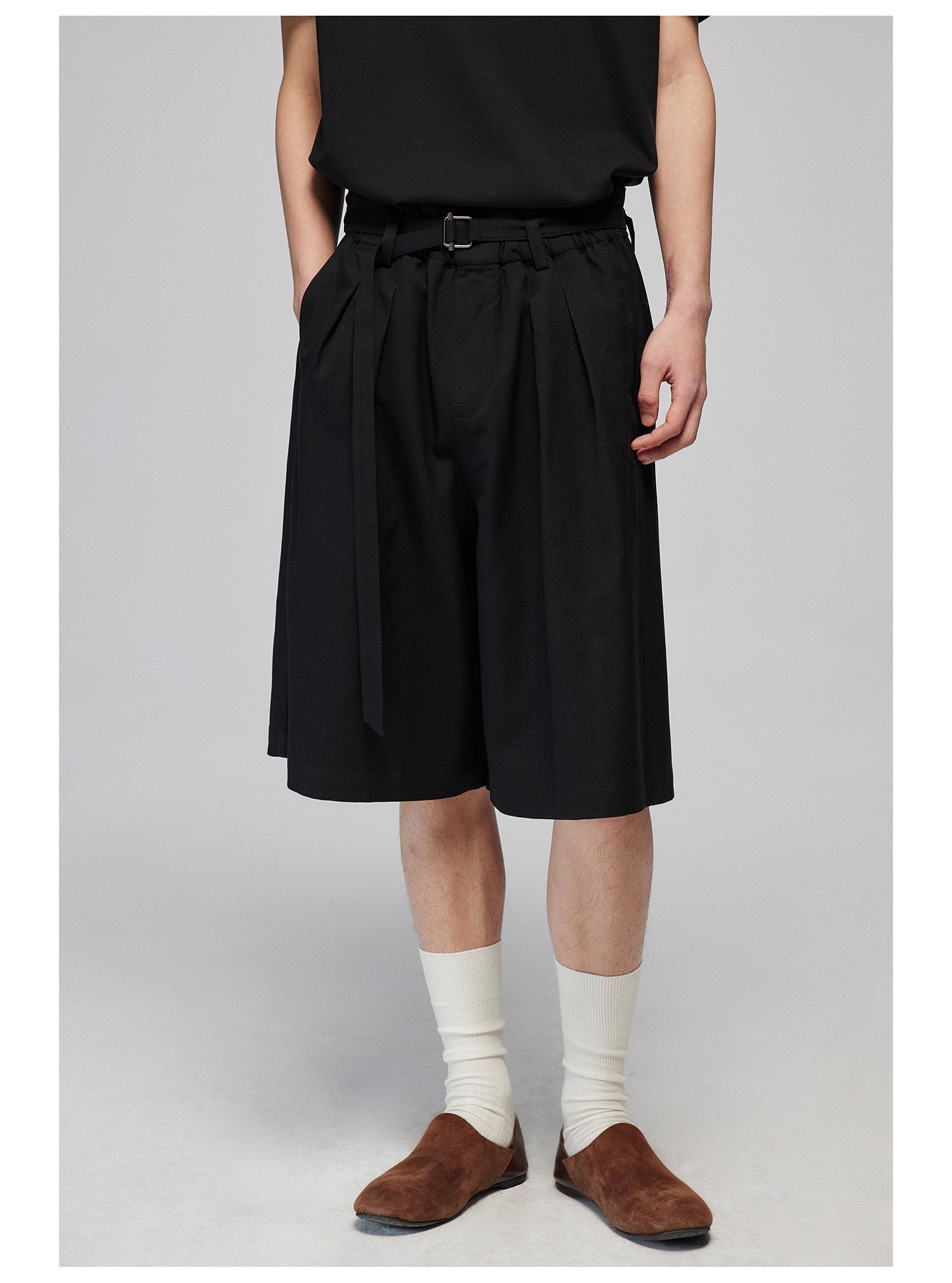 Pleated Bermuda Shorts with Belt