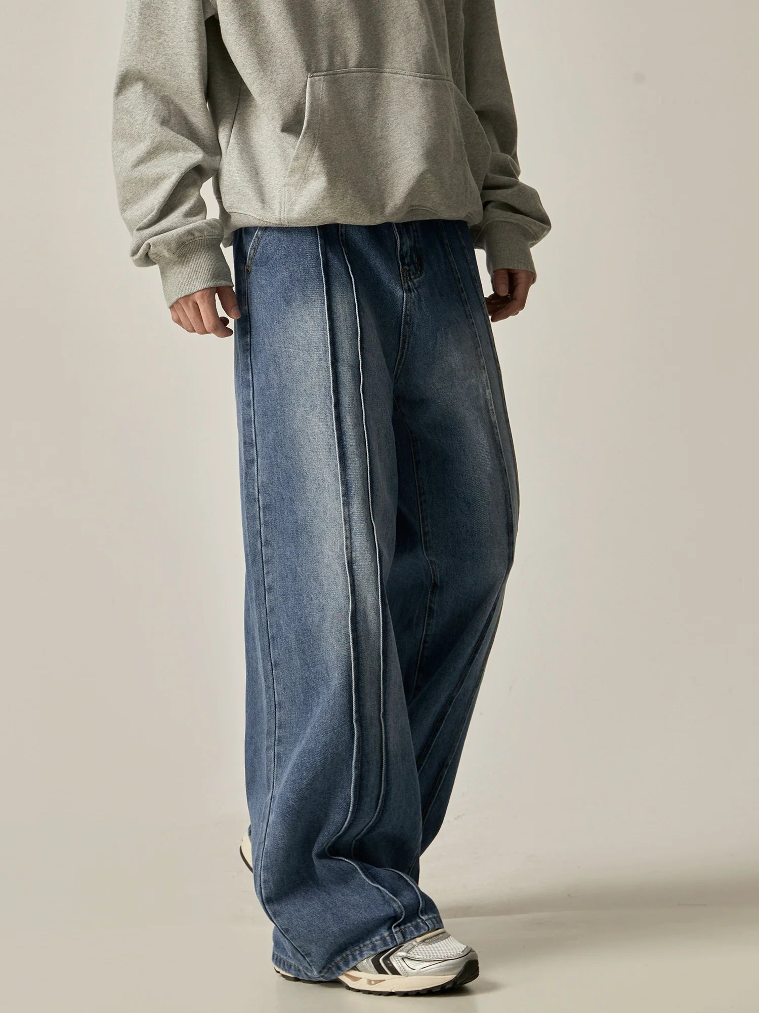 Wide Leg Pleated Denim Jeans