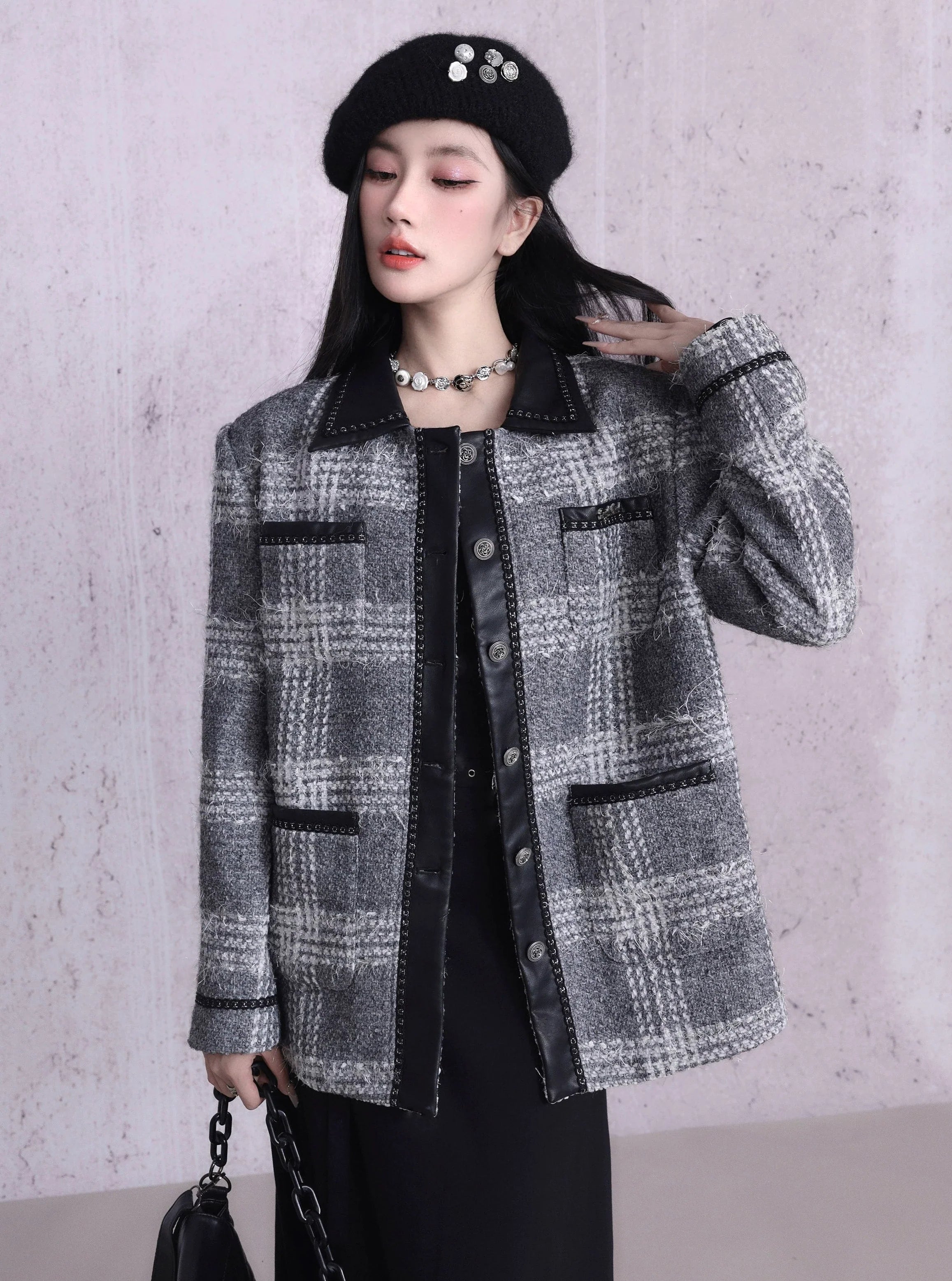 Monochrome Plaid Wool-Blend Jacket: Contrast Collar Button-Front Coat with Multiple Pockets