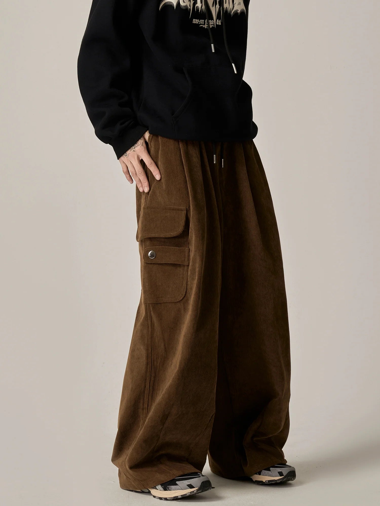 Onyx Flow Wide-Leg Cargo Lounge Pants