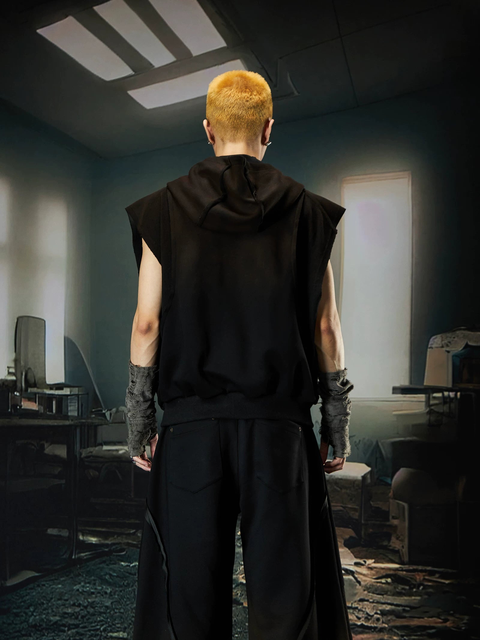 Ruinforge Grommet Hooded Vest