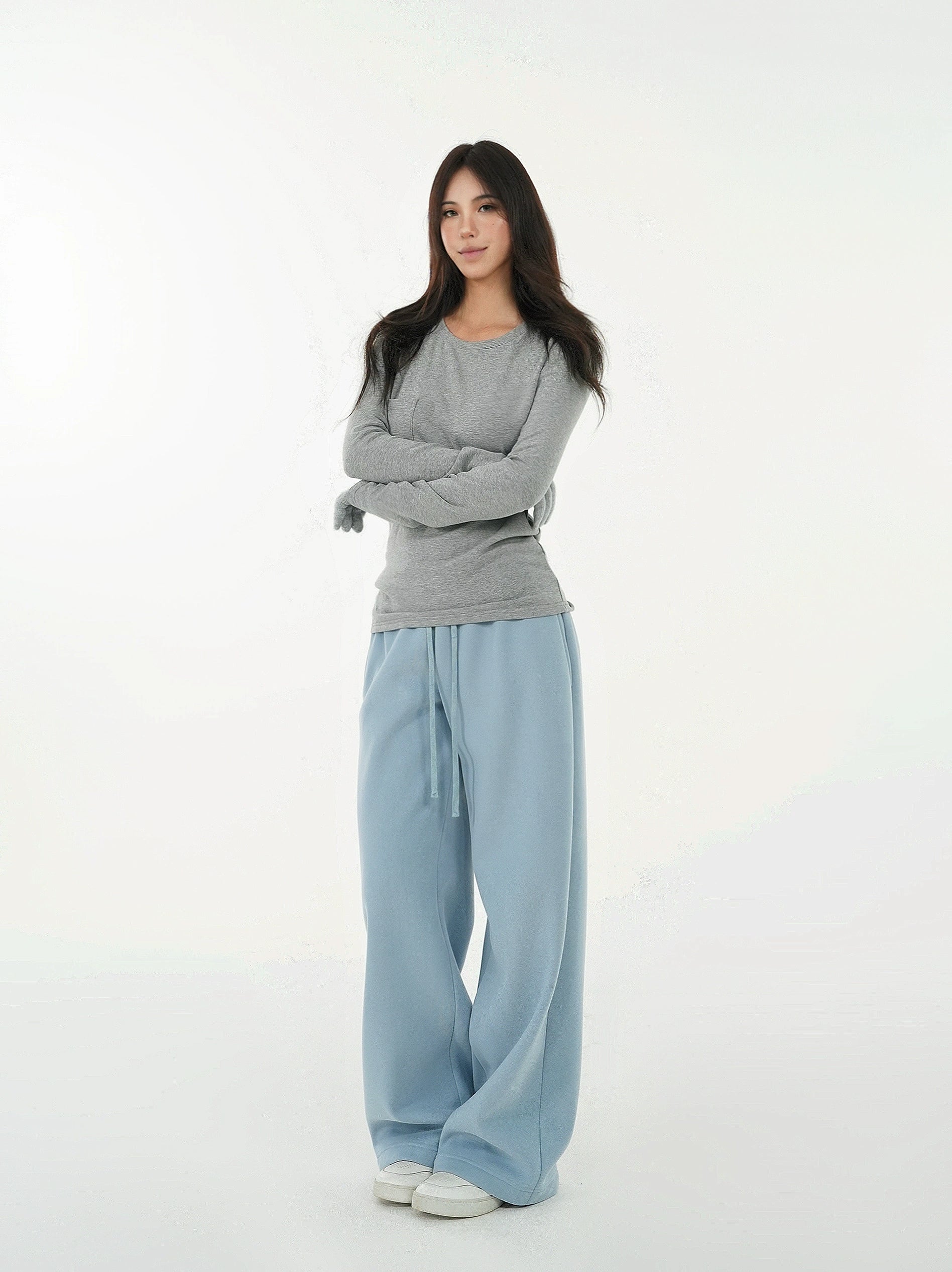 Low-Waist Drawstring Straight-Leg Sweatpants