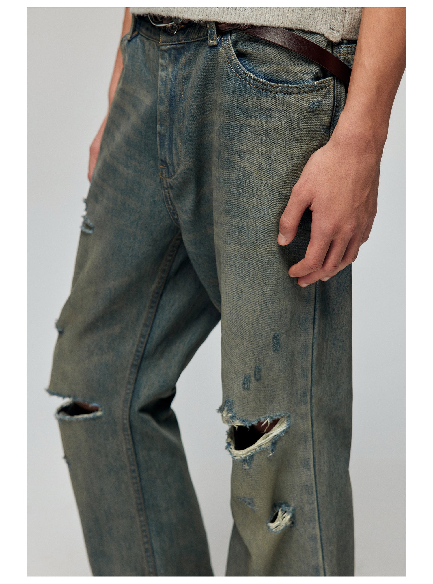 Retro Distressed Flared Jeans