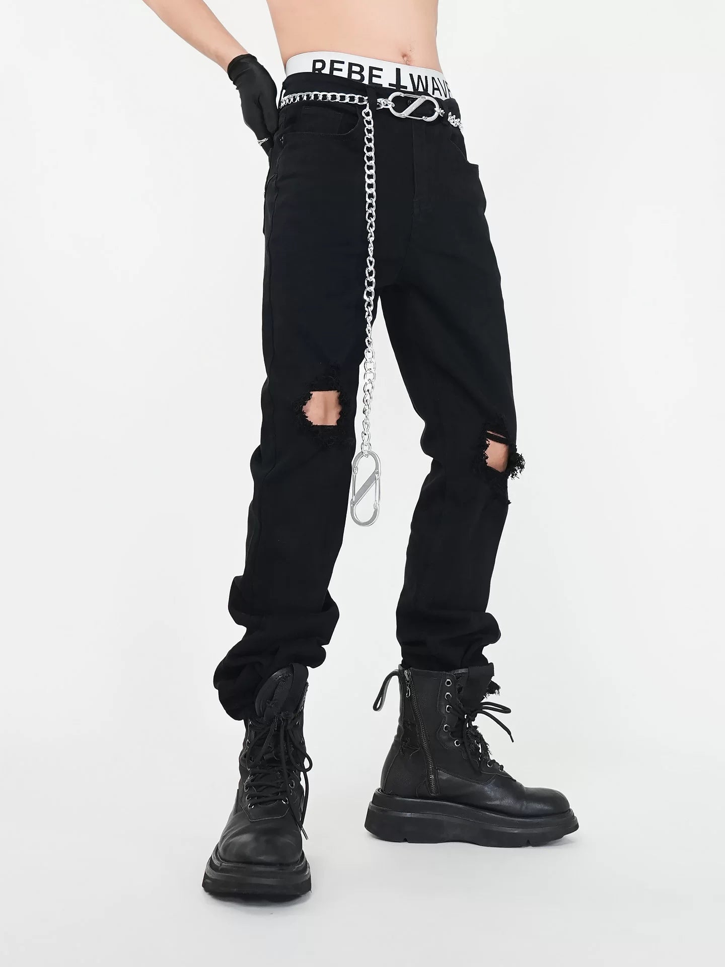 Rebel Wave Chain‑Detail Ripped Cargo Jeans
