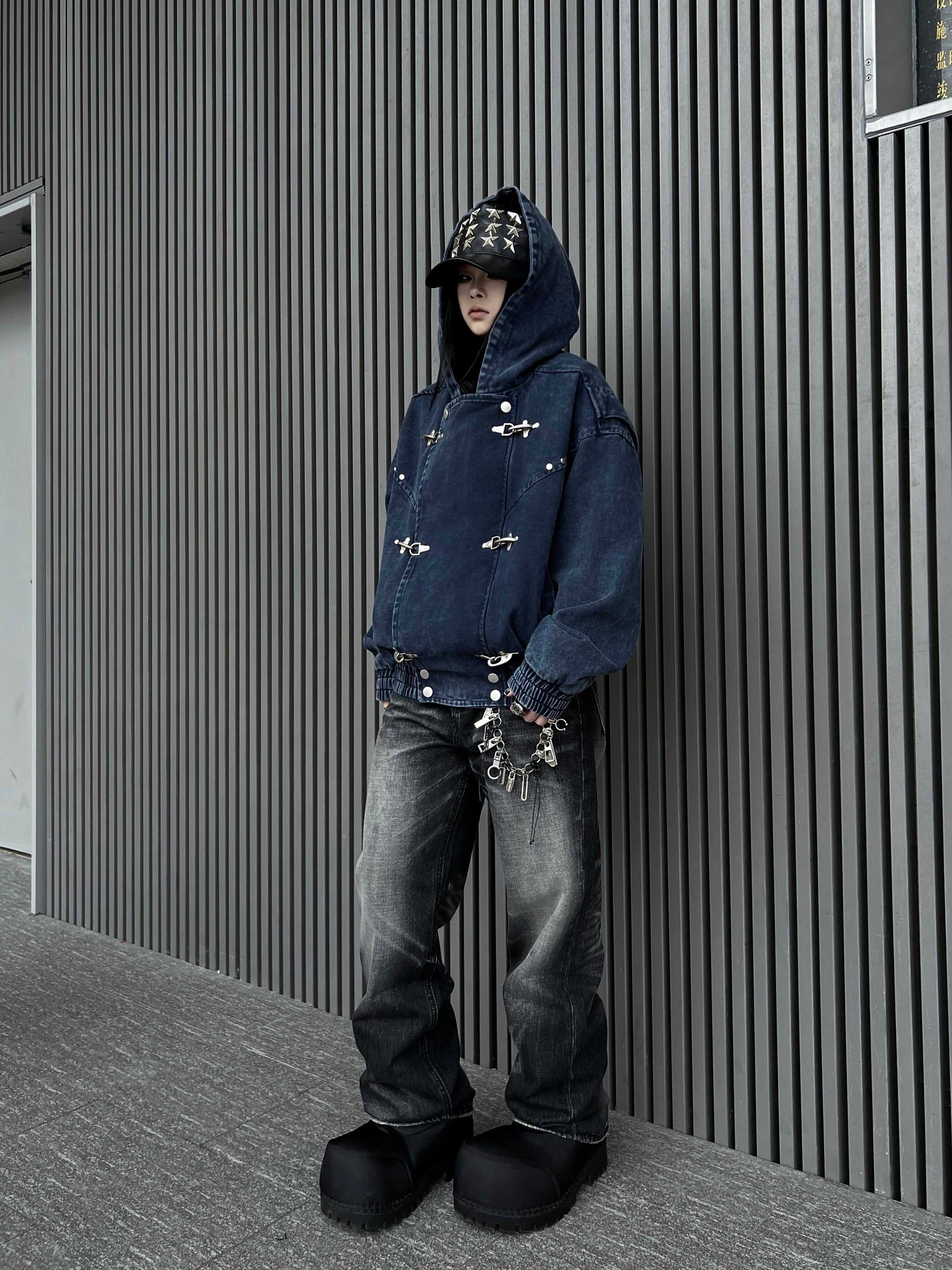 Men's Washed Fade Whisker Wide-Leg Jeans