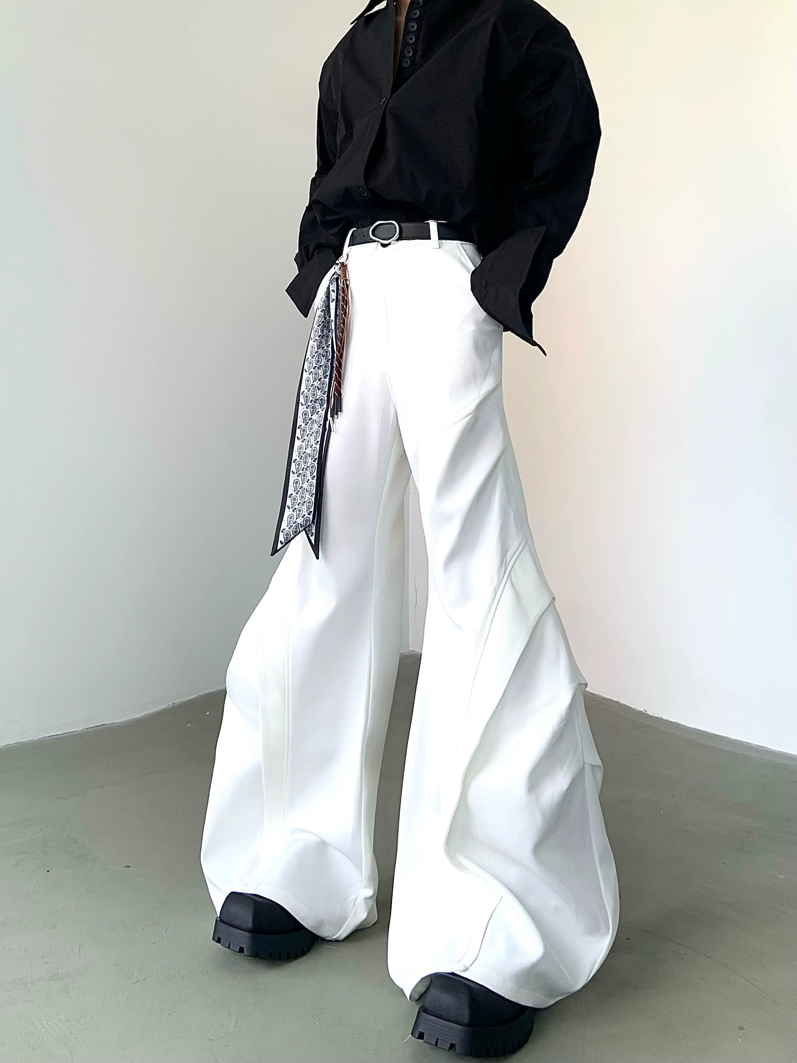 Sculpted Eclipse Flare Trousers