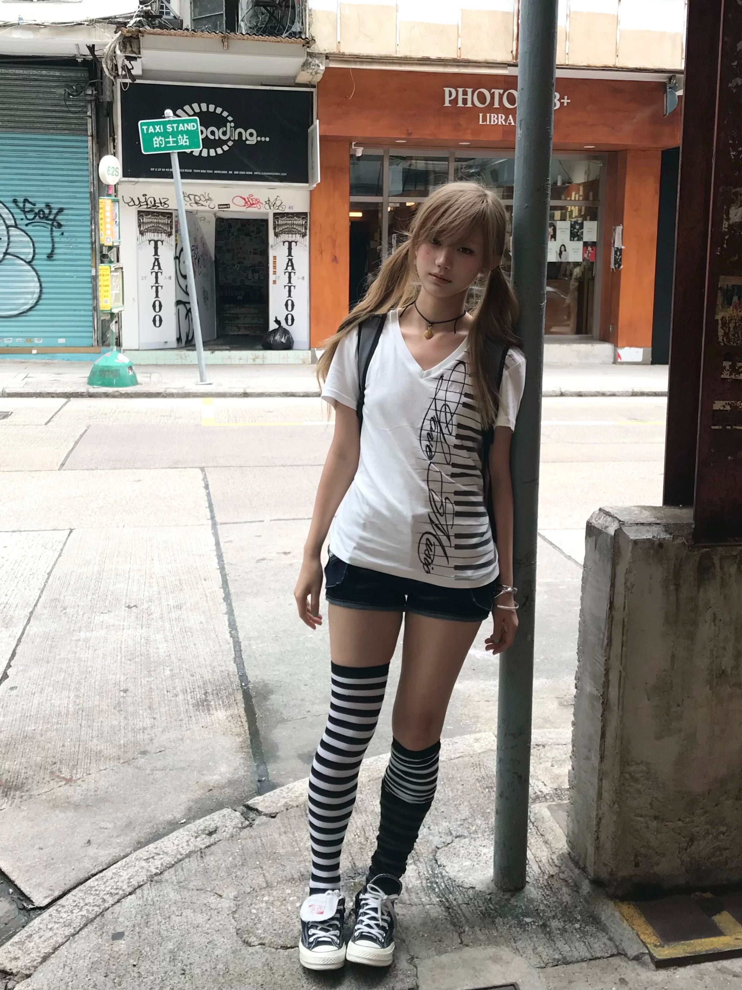 Keys Treble Clef V‑Neck Tee