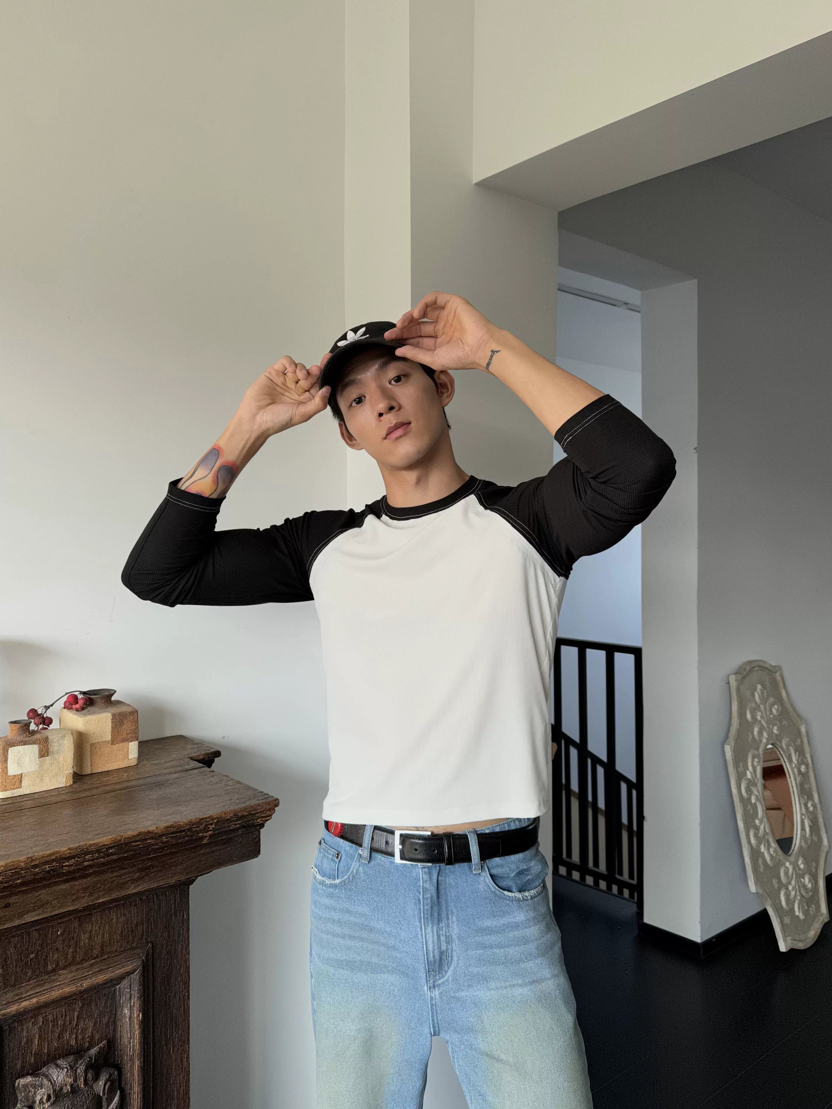 Two-Tone Baseball Raglan Long Sleeve Shirt