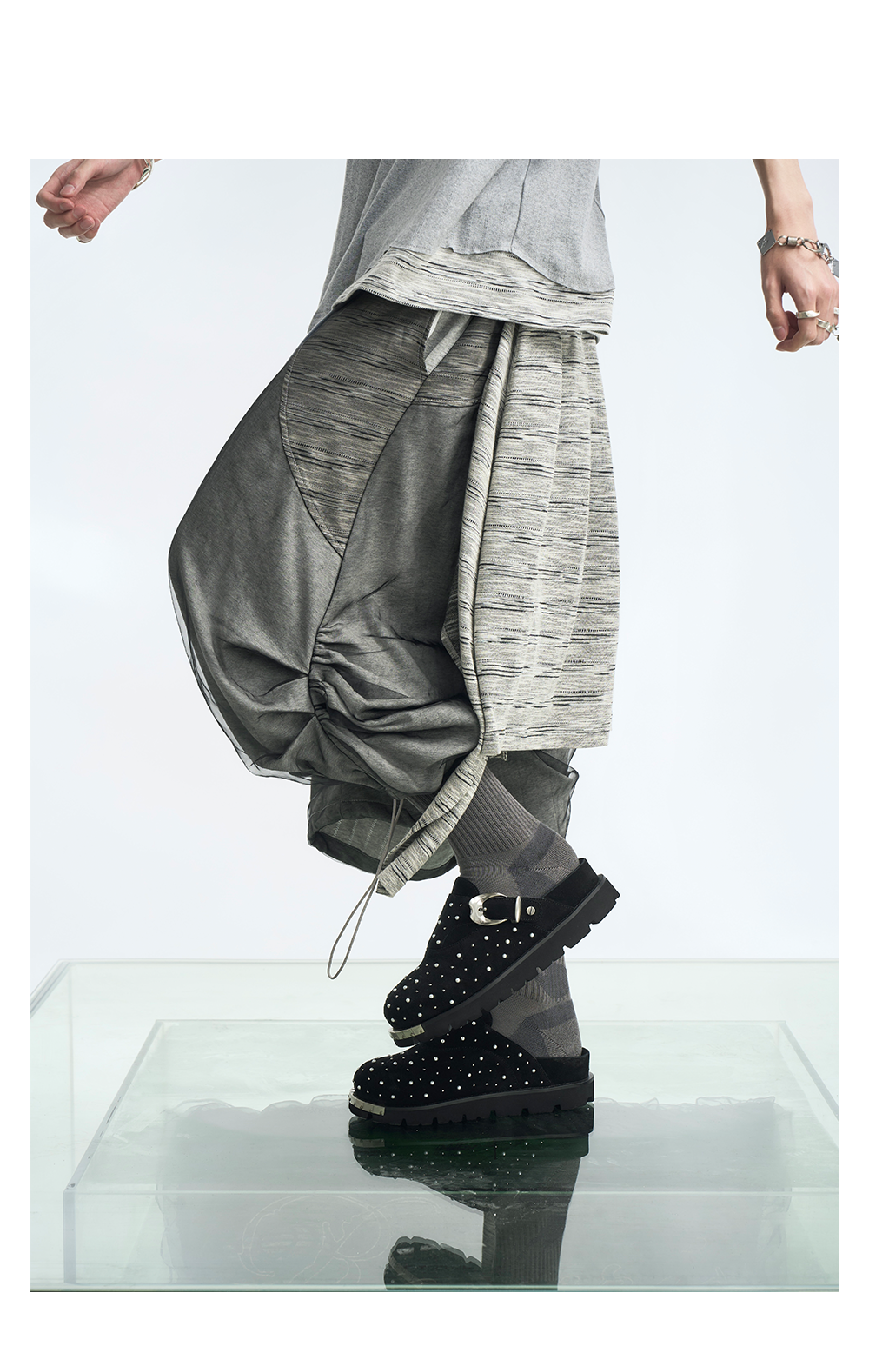 Zip Drape Barrel Cropped Pants