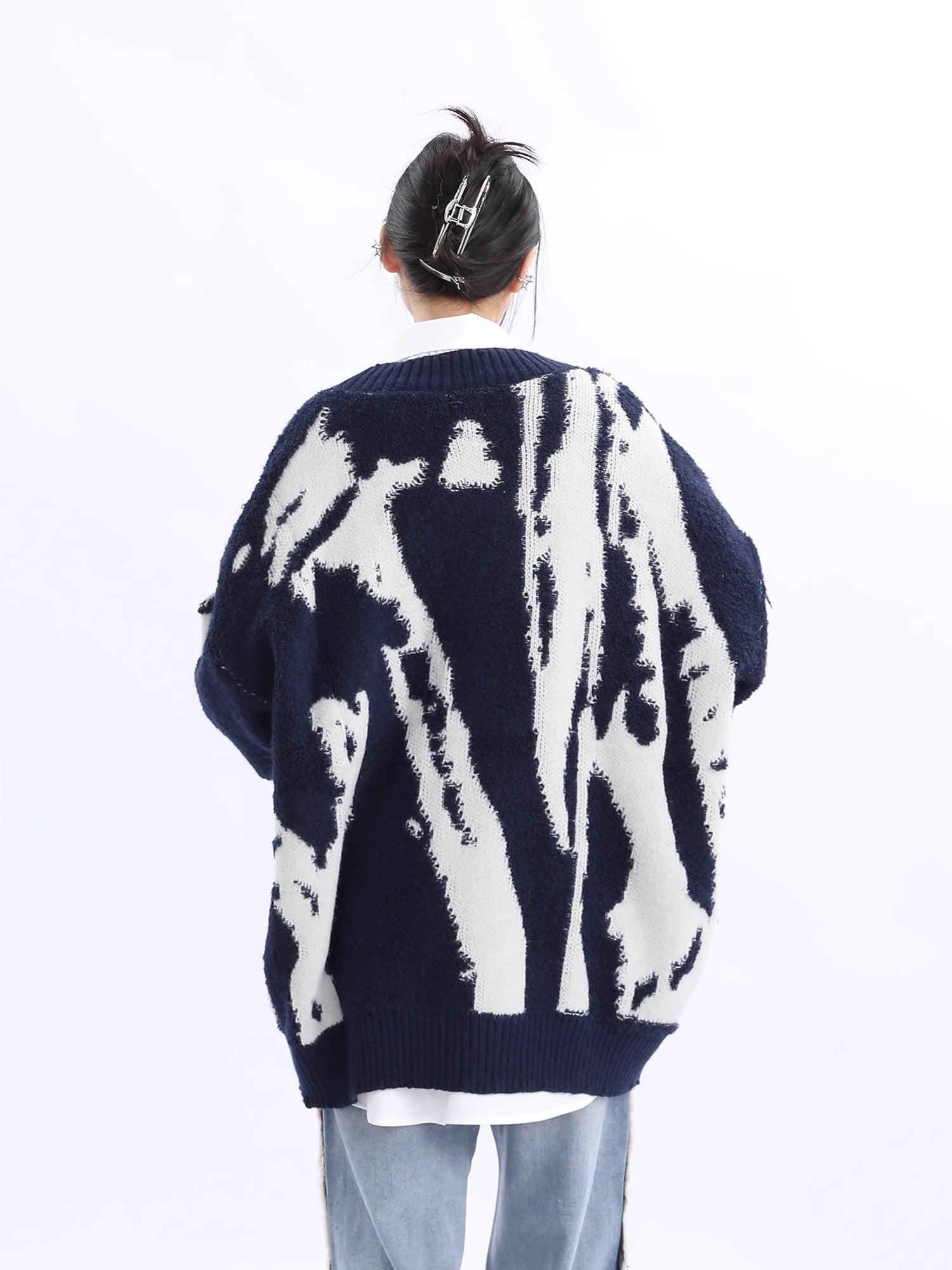 Abstract Pattern Knit Cardigan