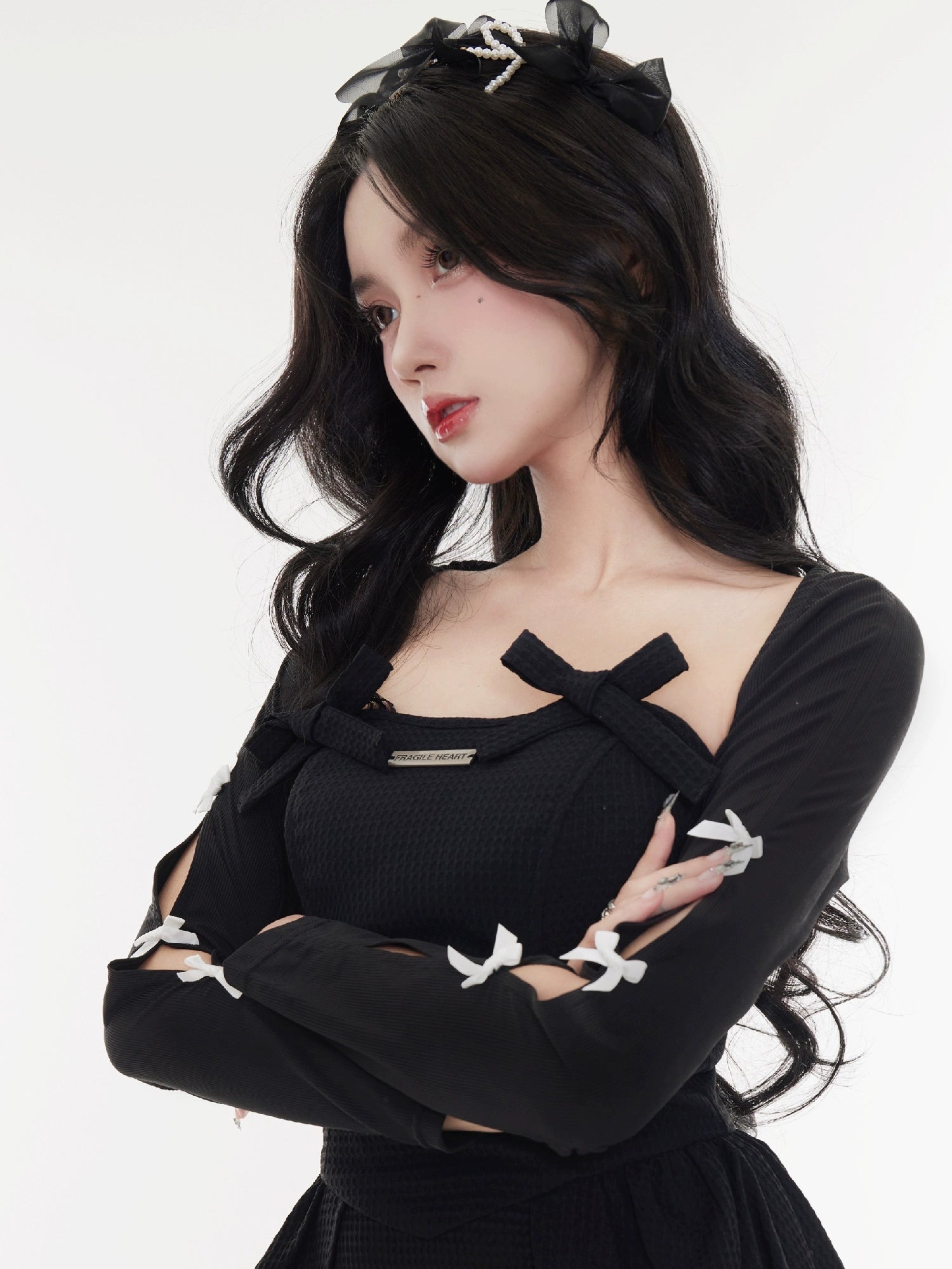 Hollow-Out Bow Tie Black Sunscreen Cardigan
