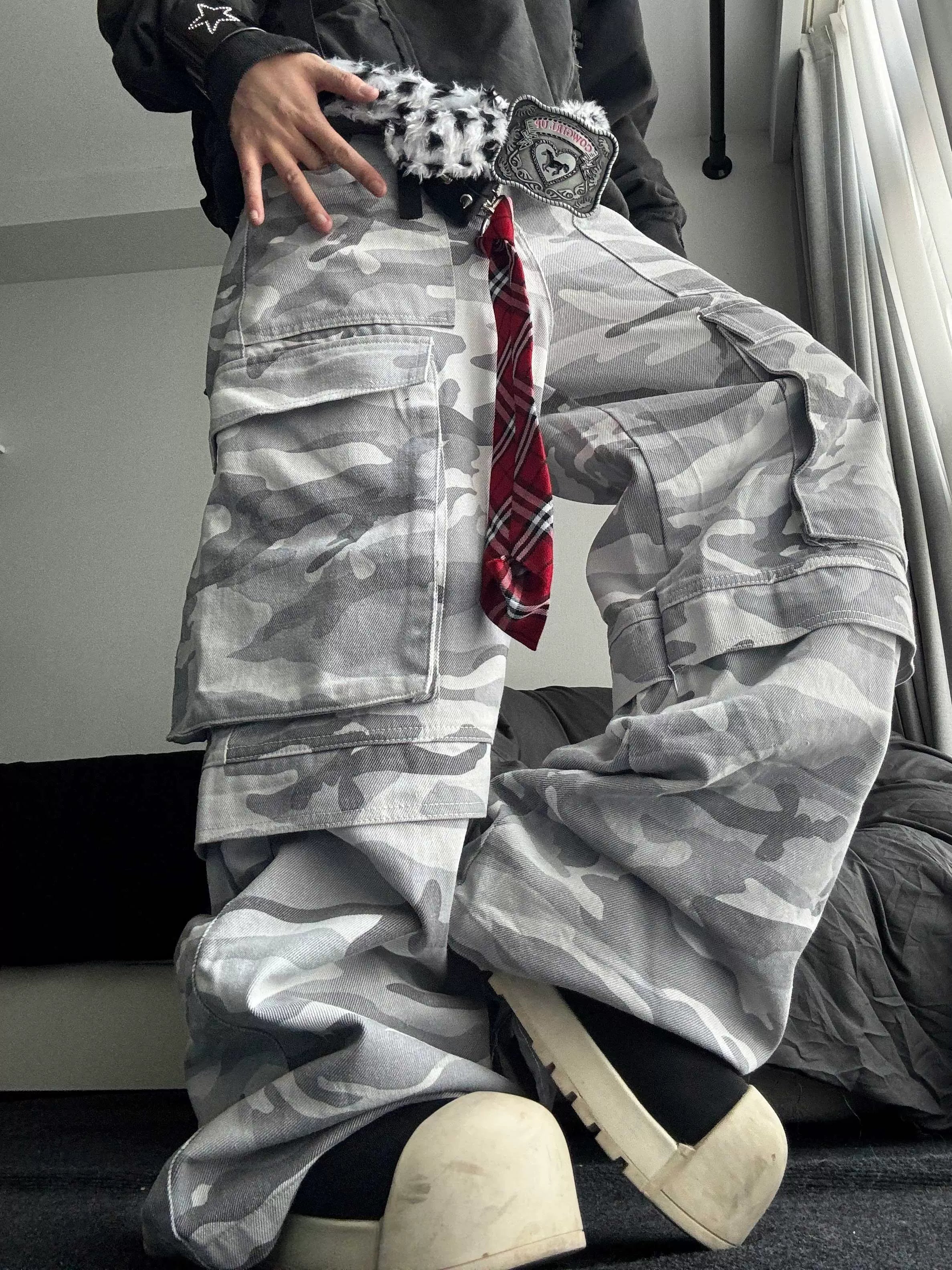Men's Camouflage Multi-Pocket Wide-Leg Cargo Pants