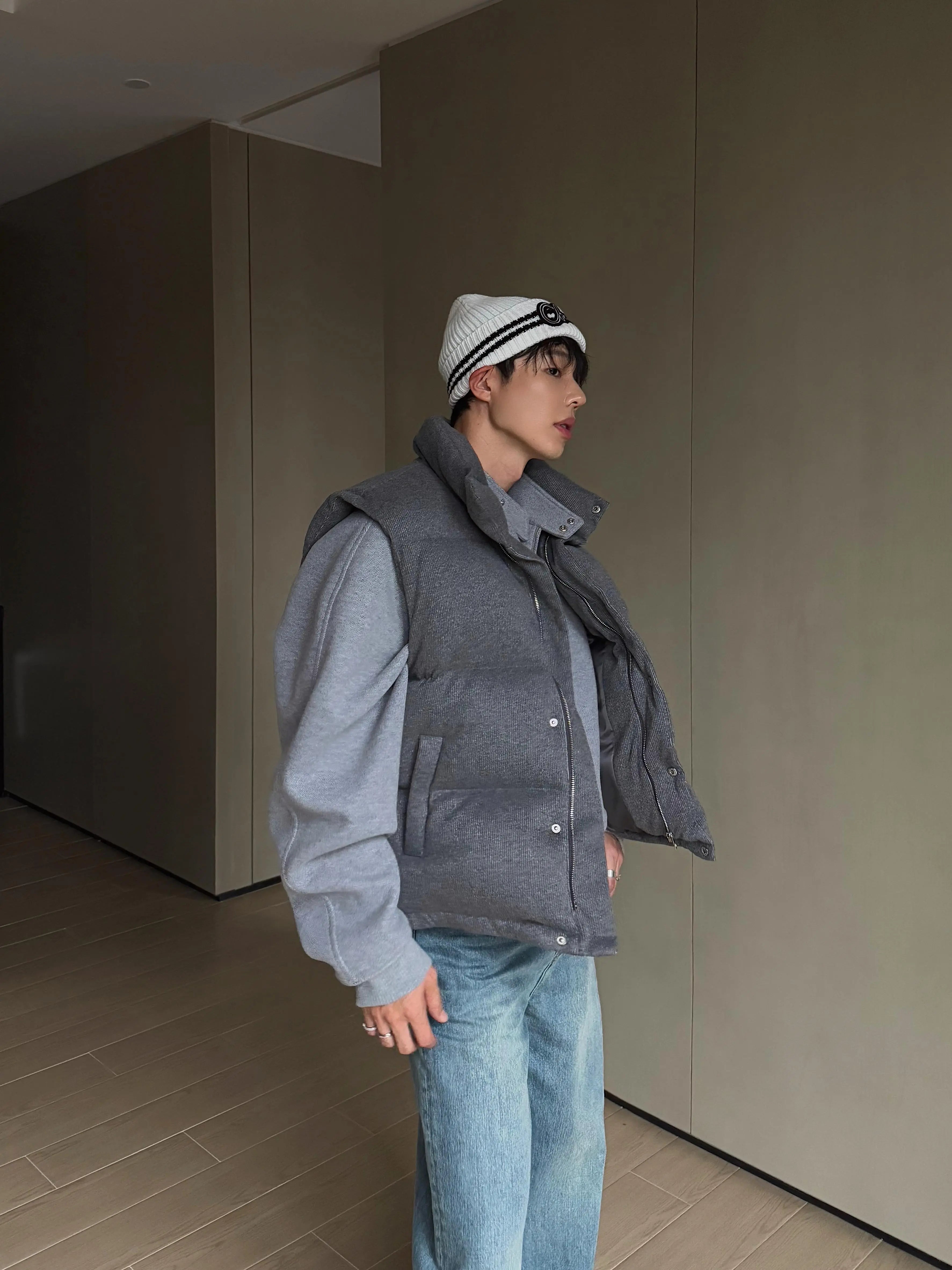 Cropped Quilted Puffer Vest Grey