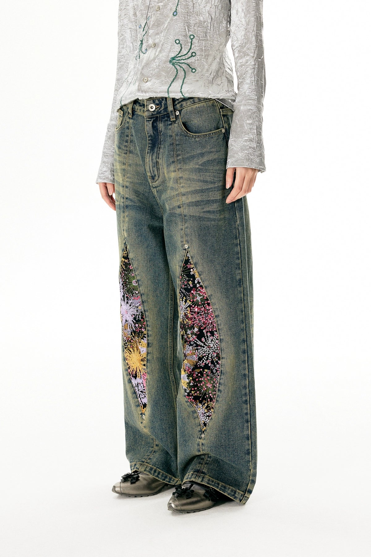 Vintage Firework Distressed Jeans With Relaxed Straight Fit - chiclara