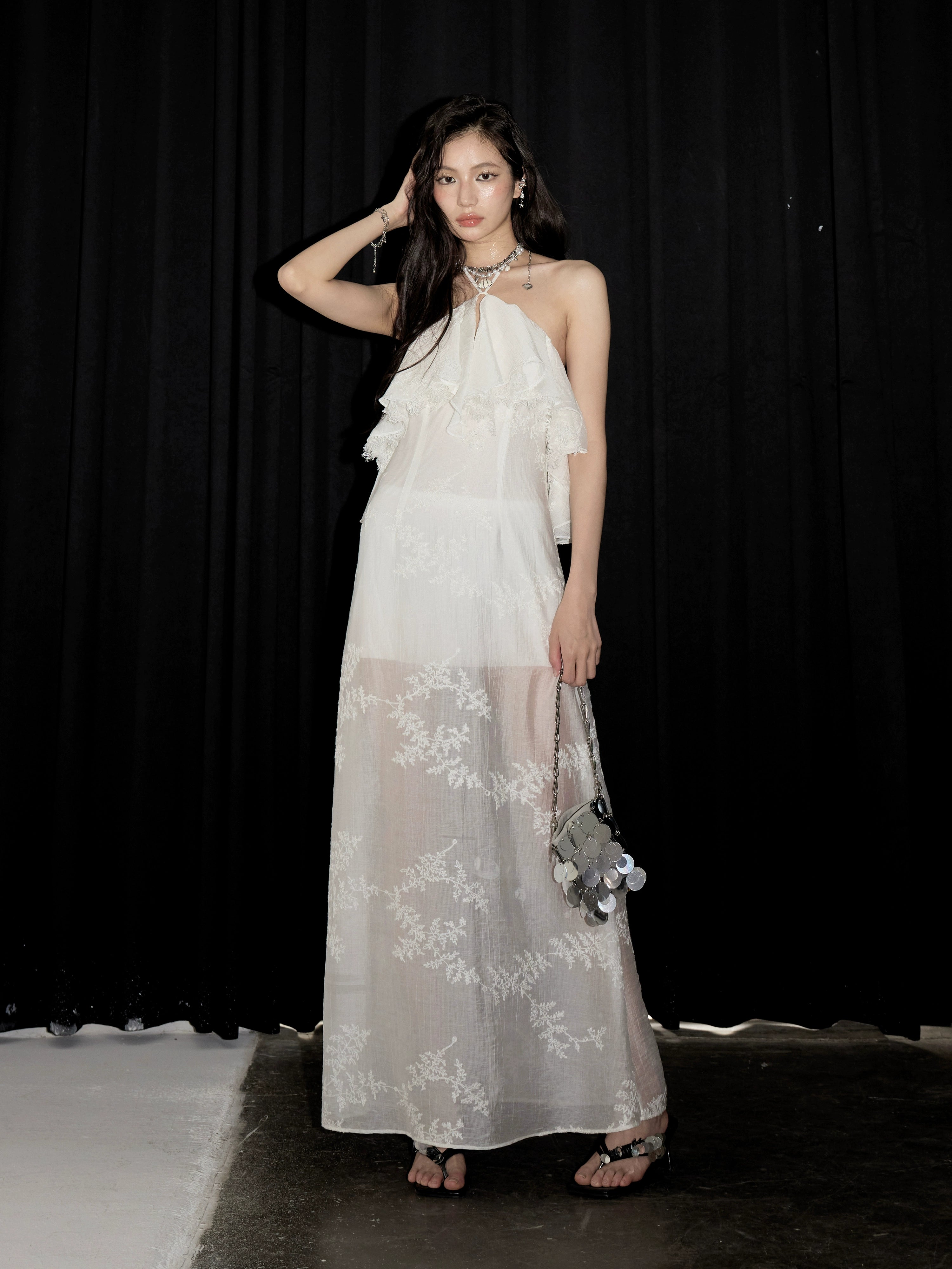 White Lace One-Shoulder Wedding Dress