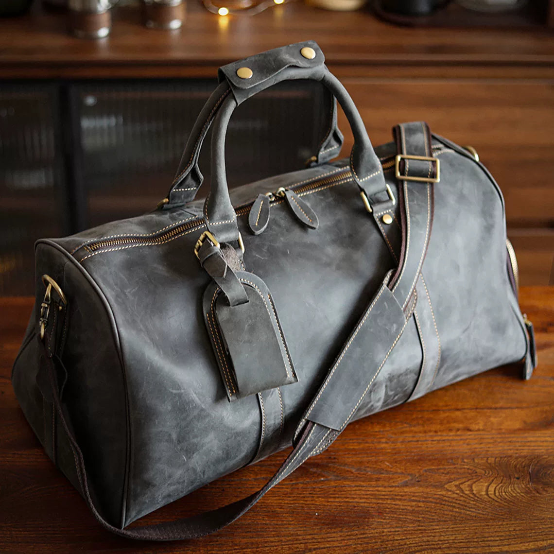 First-Layer Cowhide Travel Weekender Bag