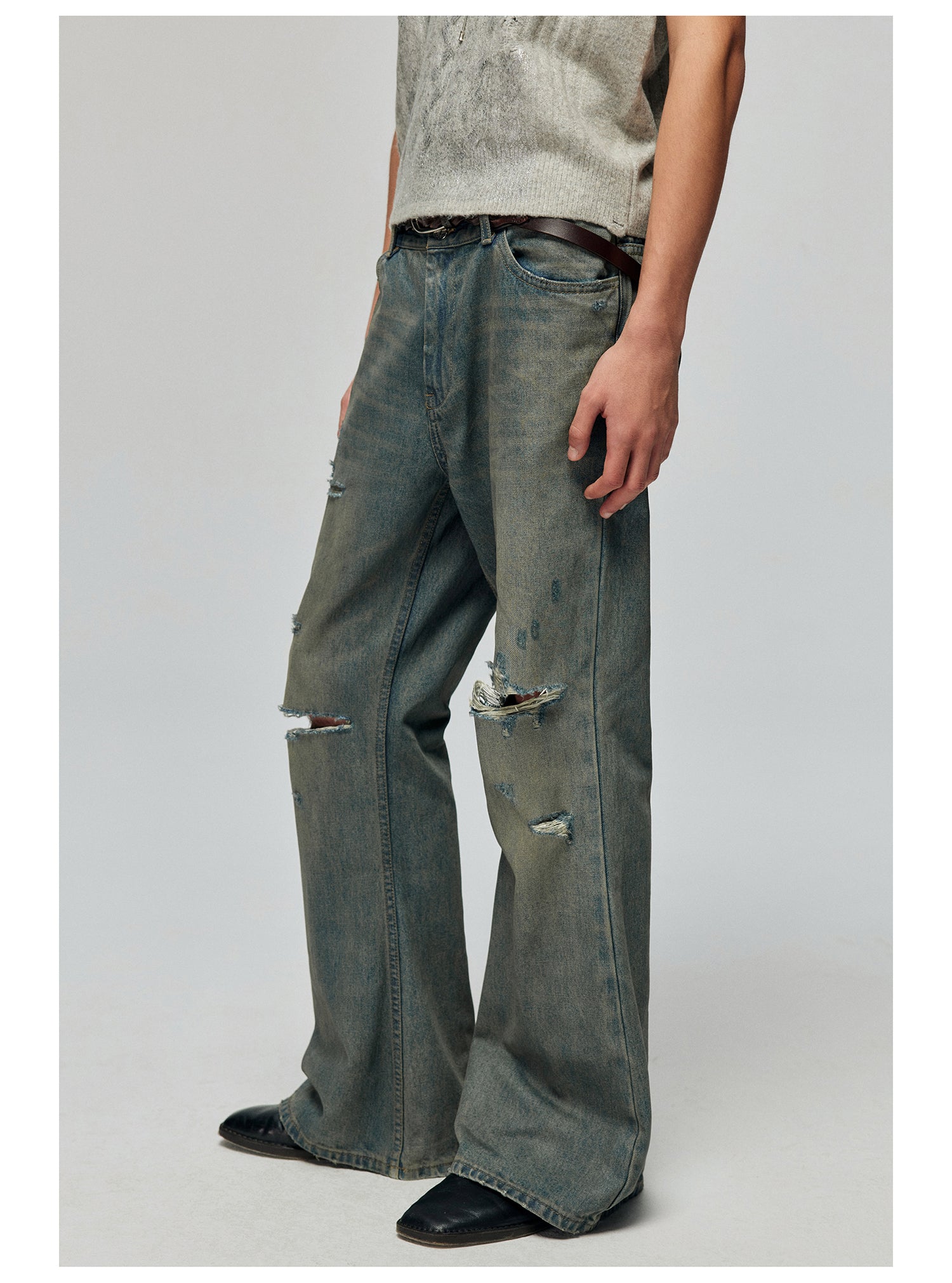 Retro Distressed Flared Jeans