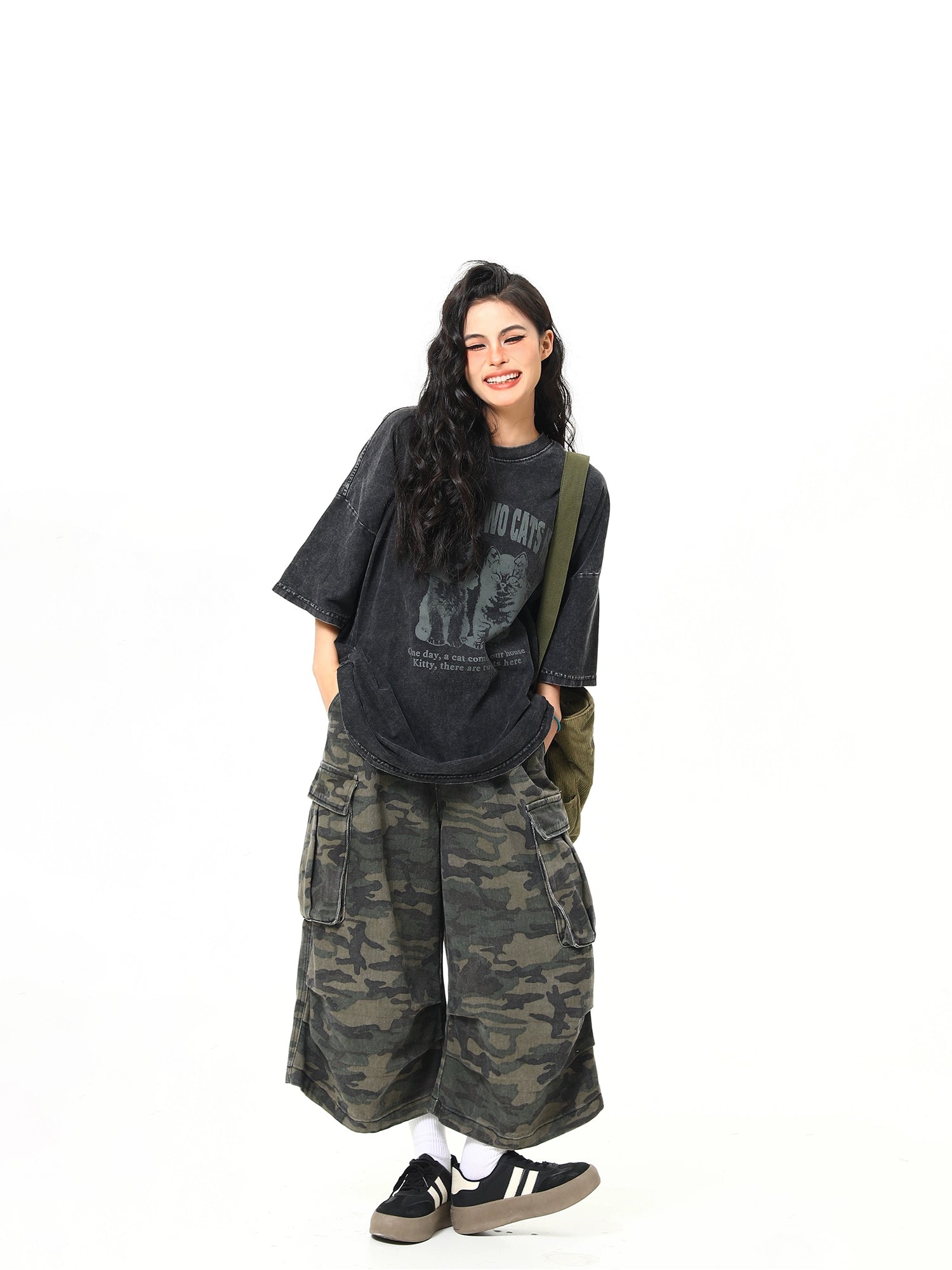 Two Cats Vintage Tee