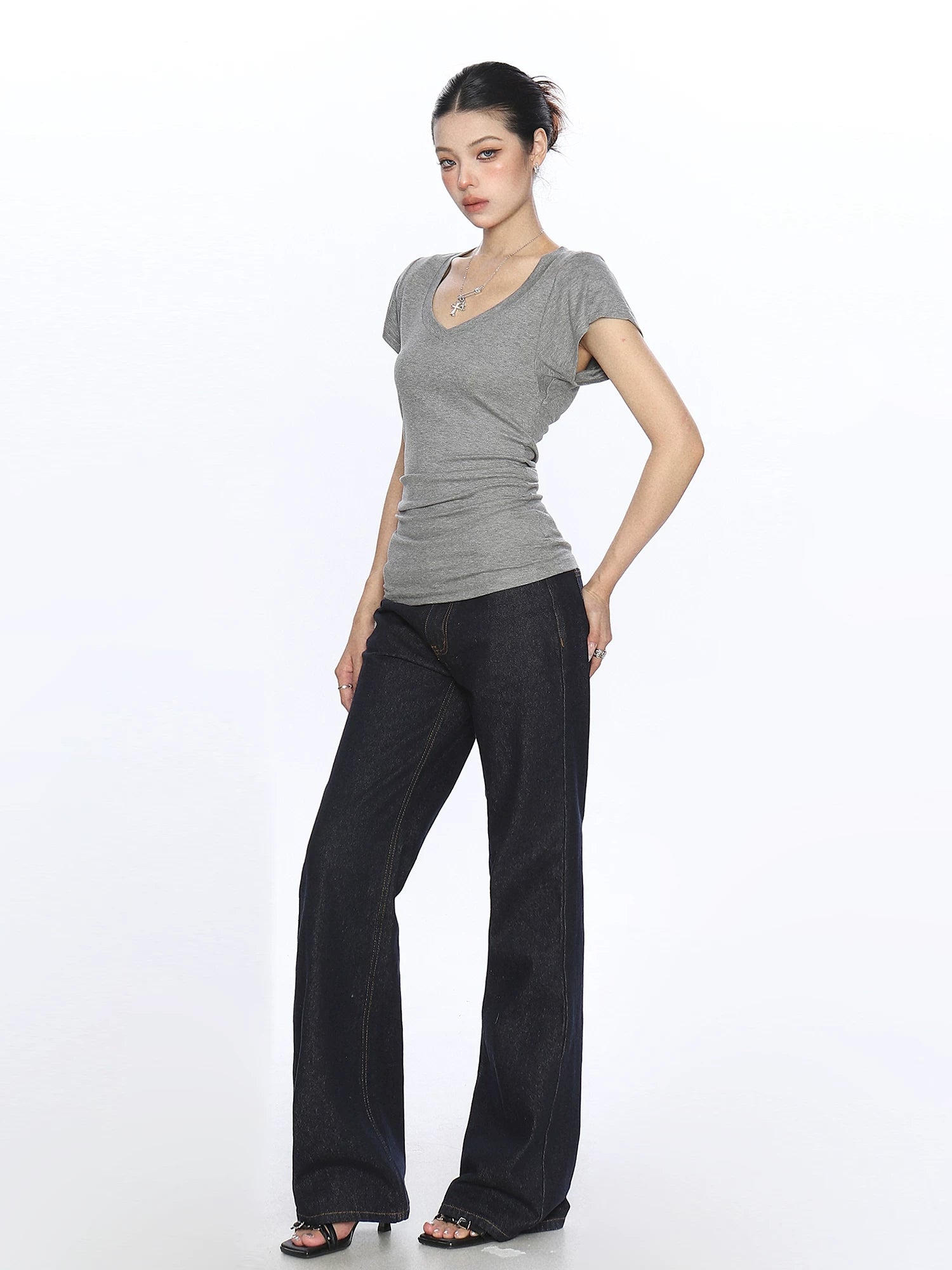 Slim V-Neck Ruched Short-Sleeve T-Shirt
