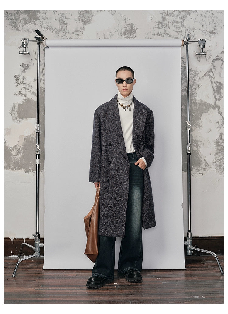 Wide-Shoulder Structured Single-Faced Wool Coat