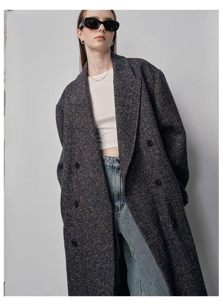 Wide-Shoulder Structured Single-Faced Wool Coat