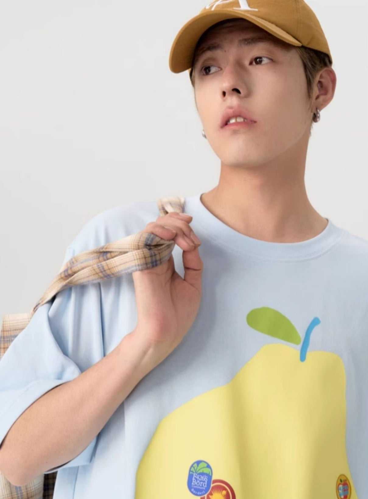 Loose Fit Fruit Label Tee - chiclara