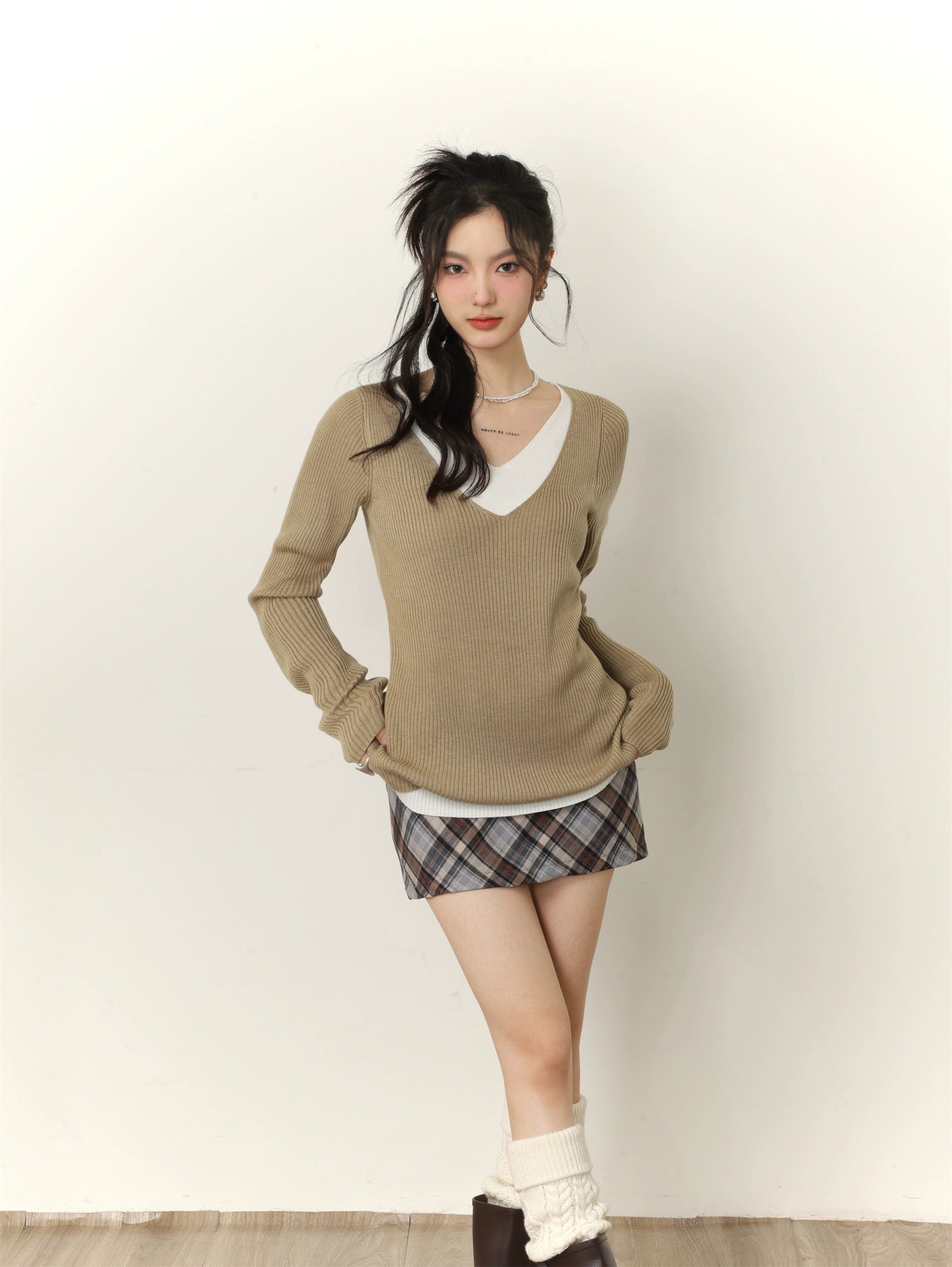 V-neck Long Sleeve Knit Sweater