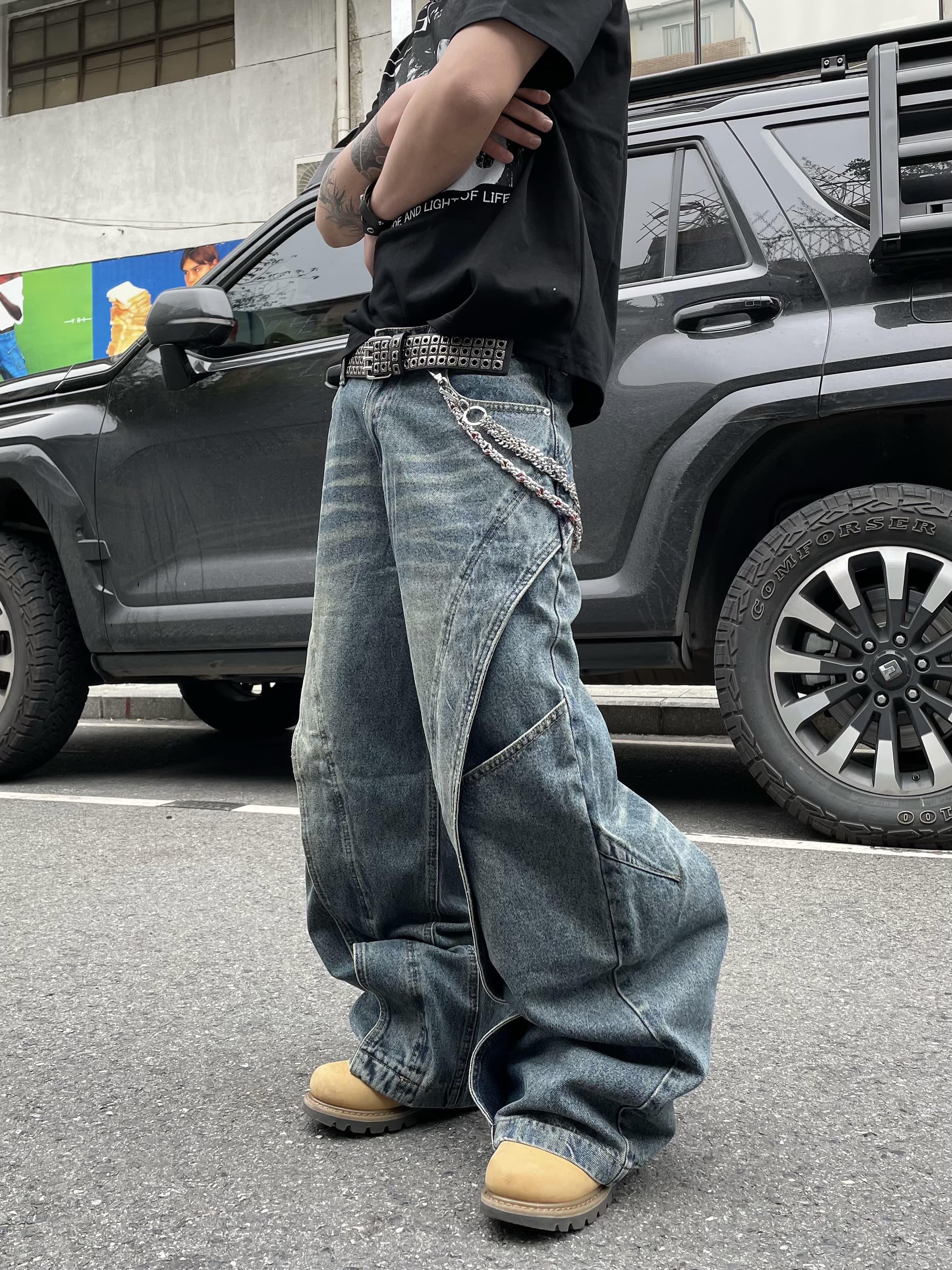 3D Panel Acid Wash Distressed Cargo Jeans