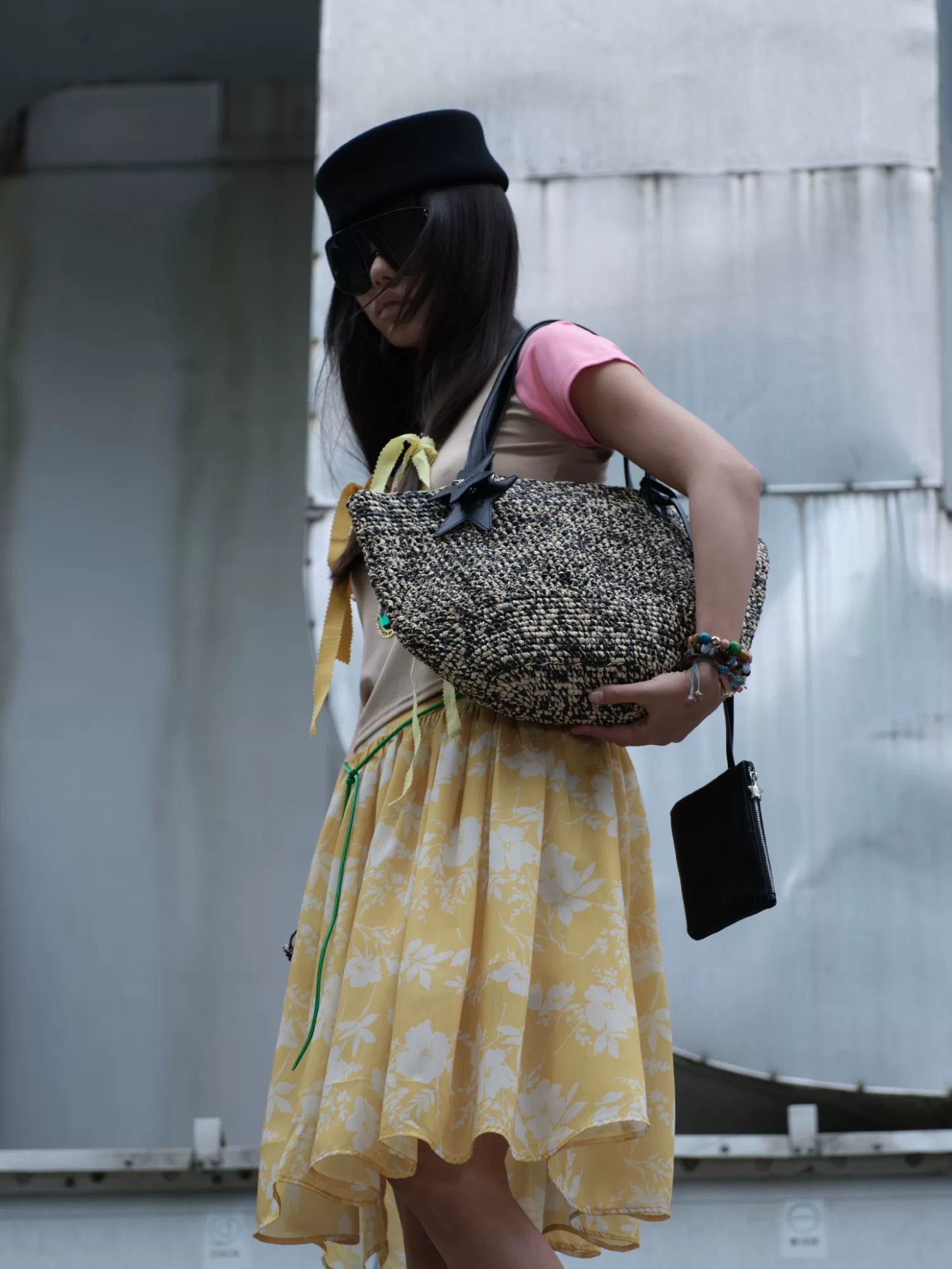 Marled Woven Market Tote with Mini Pouch - view 1