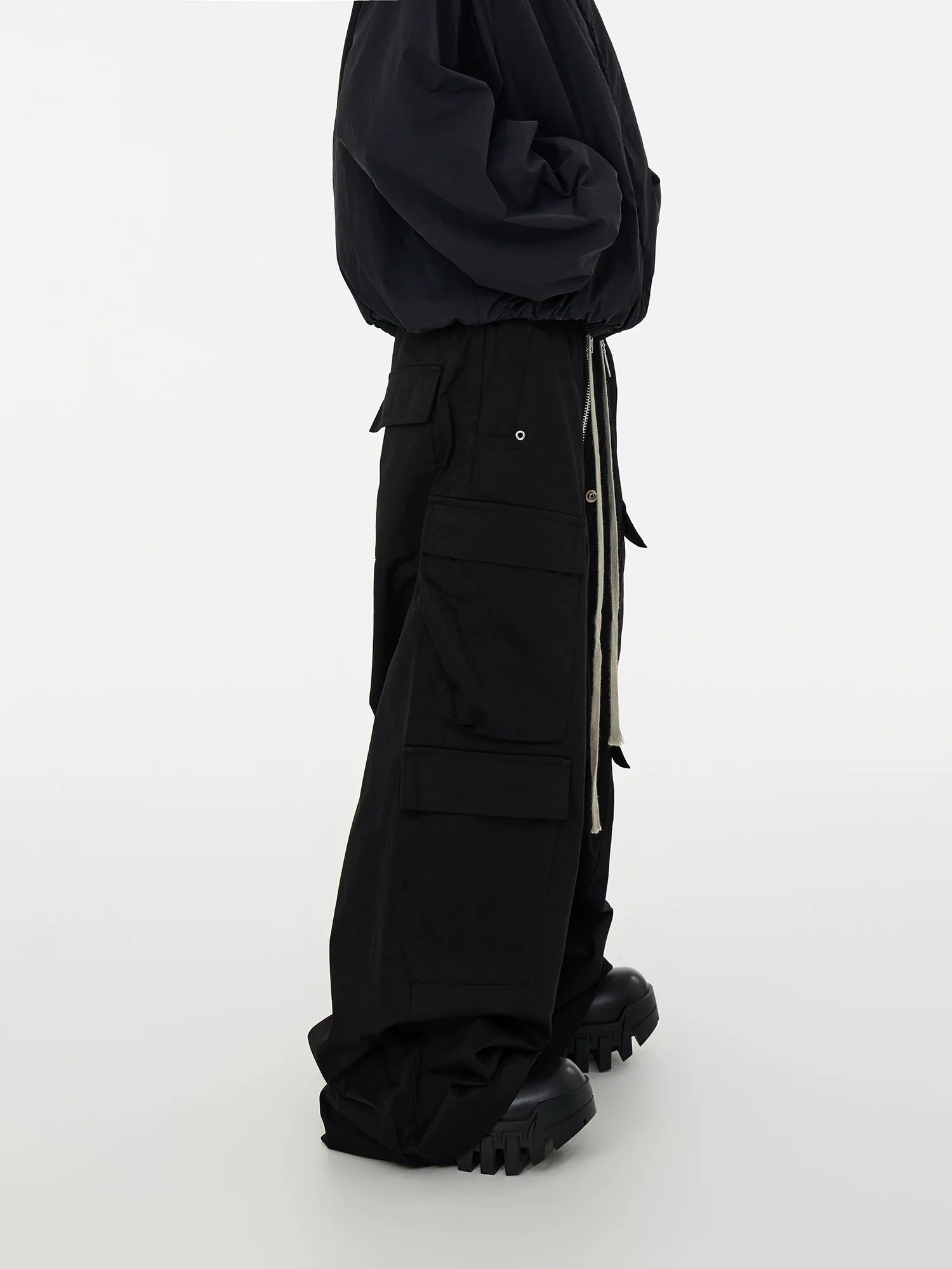 Black Drawstring Multi-Pocket Dragging Cargo Pants