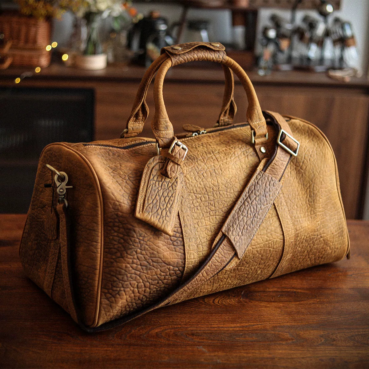 First-Layer Cowhide Travel Weekender Bag