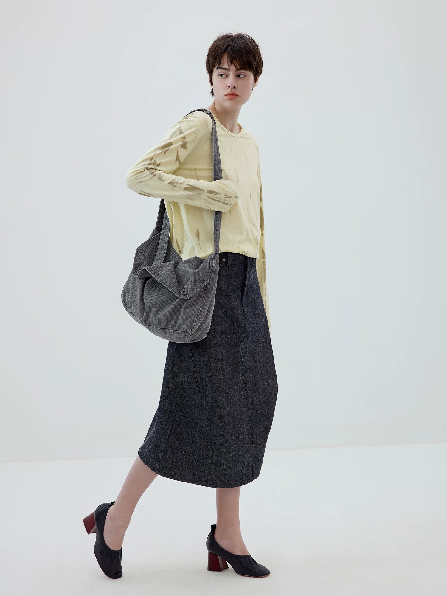 Gray Washed Messenger Bag