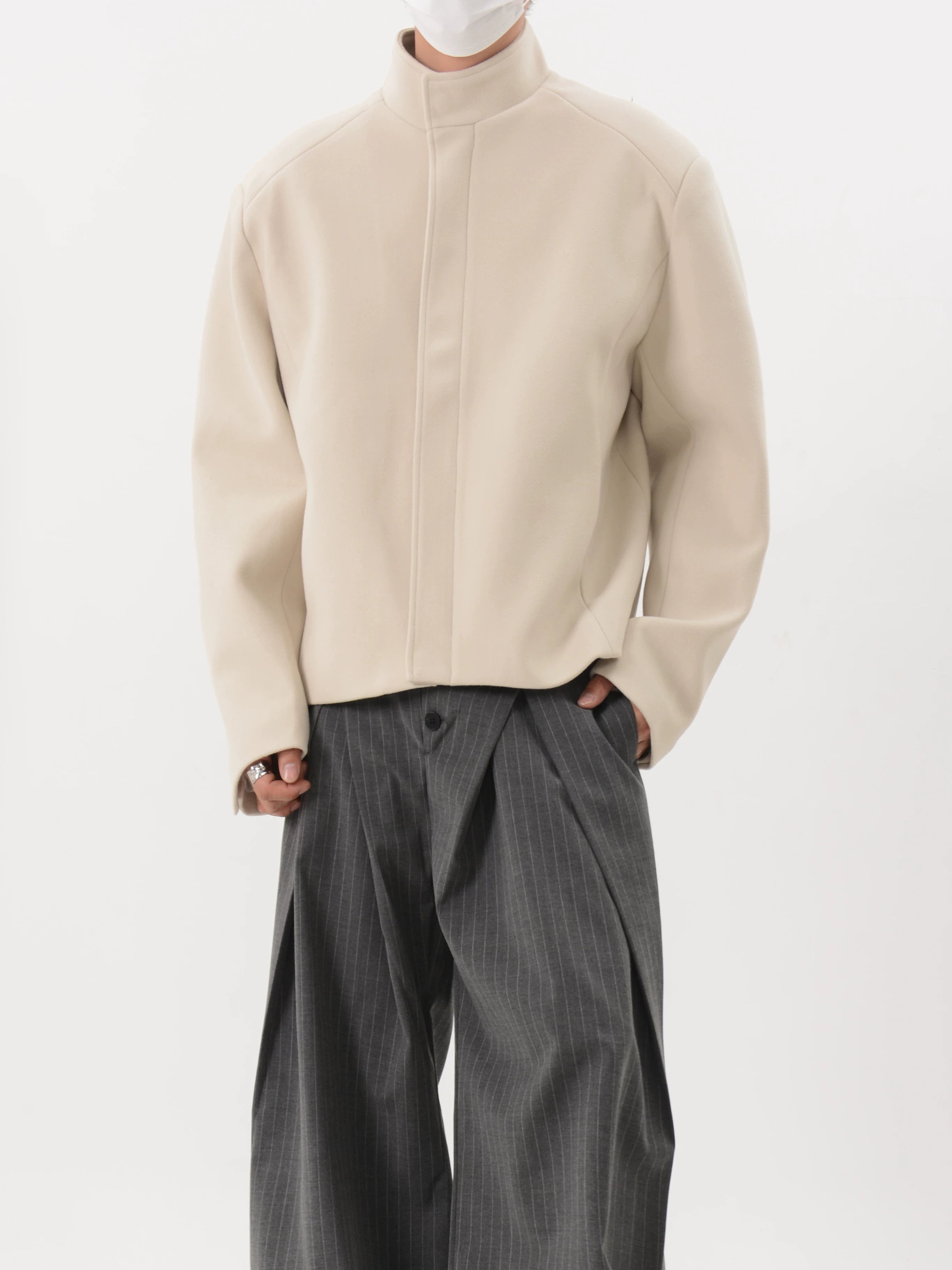Column Minimal Zip Jacket