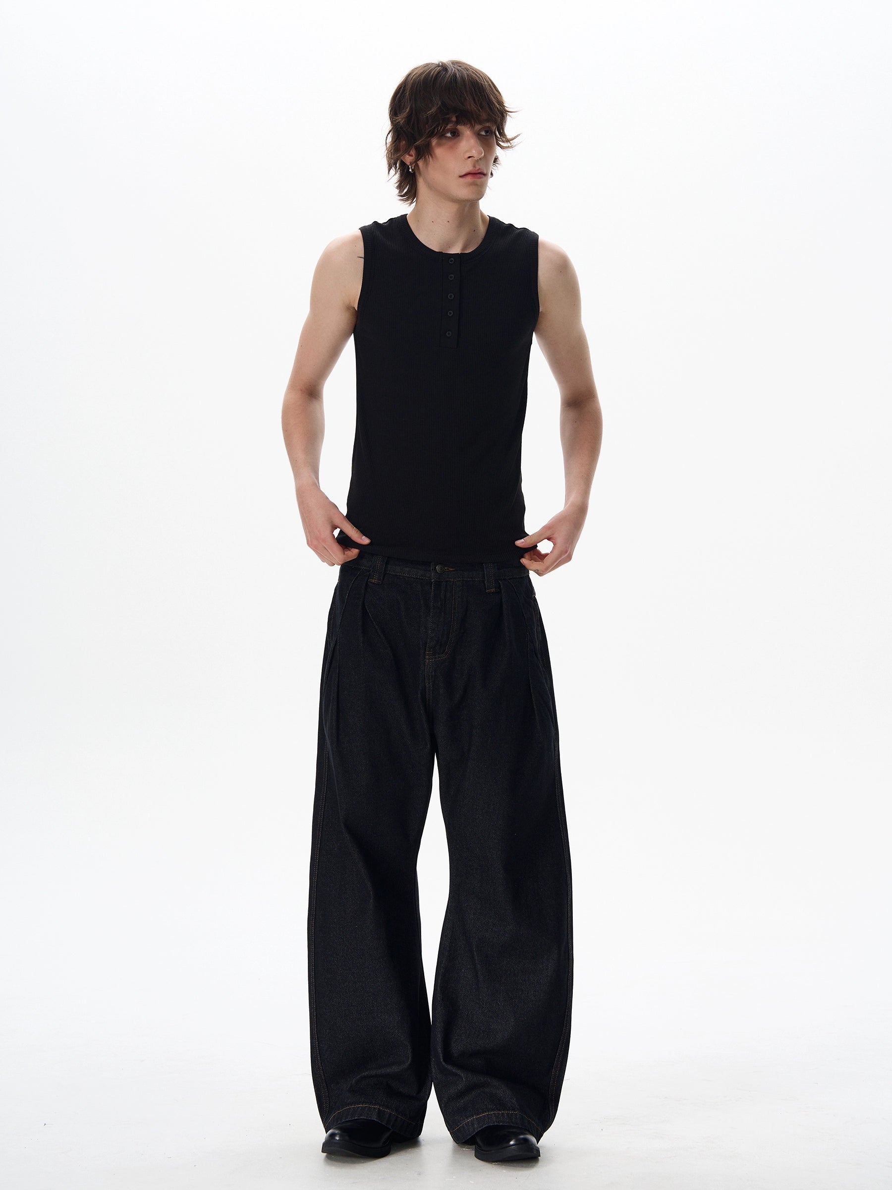 Slim Sleeveless Henley Tank Top