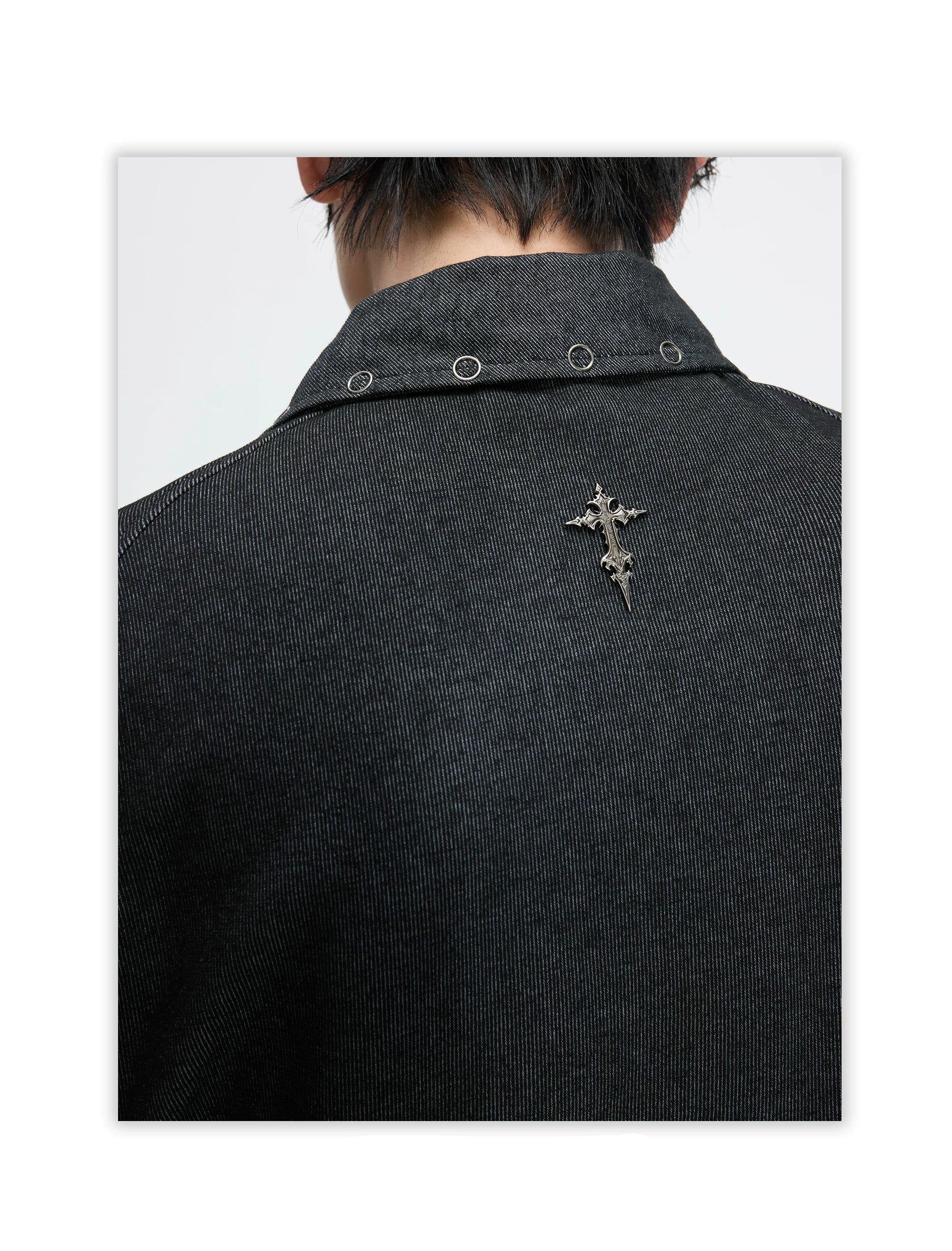 Grommet Collar Pleated Panel Polo Shirt