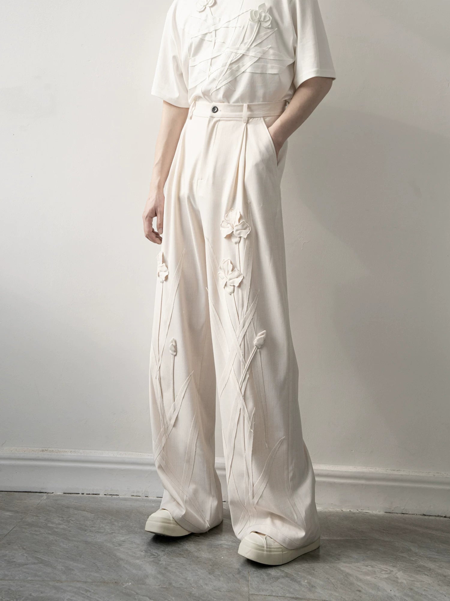 Dimensional Iris Wide-Leg Trousers - view 2