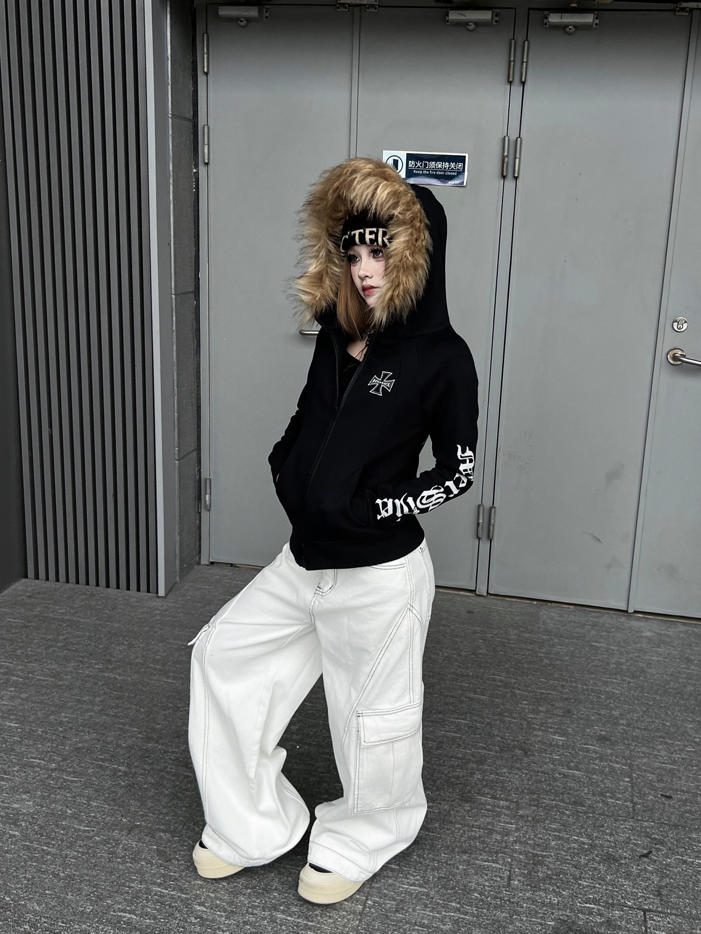 Men's Faux-Fur Collar Cross-Print Hoodie