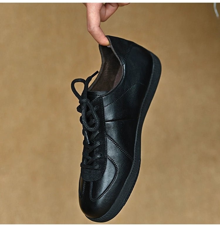 Midnight Urban Classic Sneakers