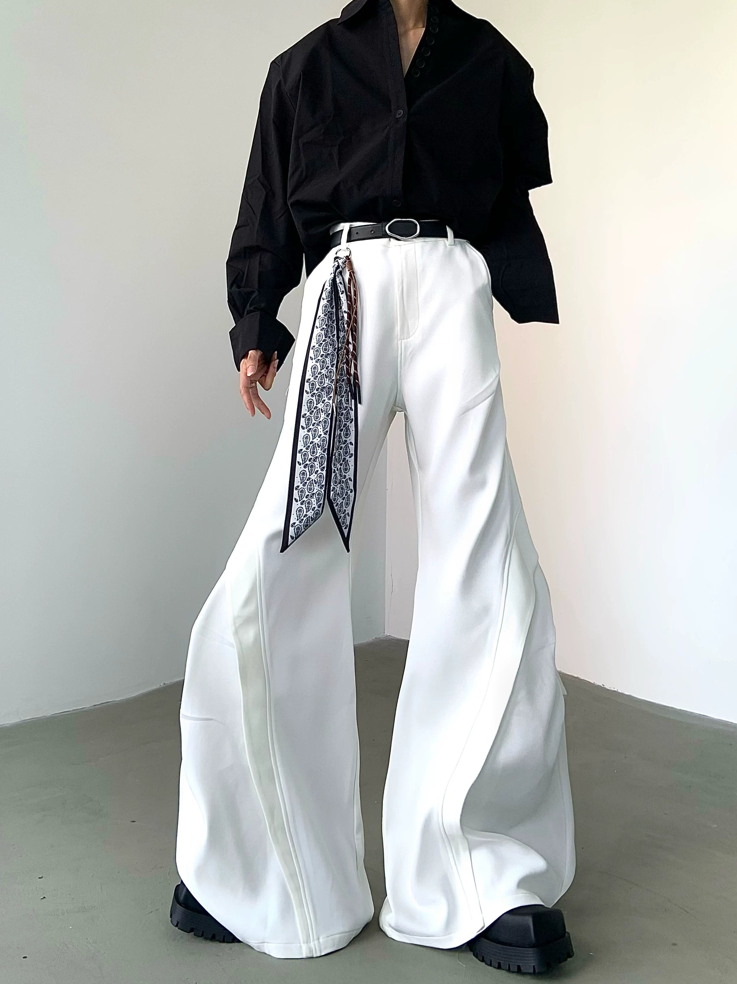 Sculpted Eclipse Flare Trousers