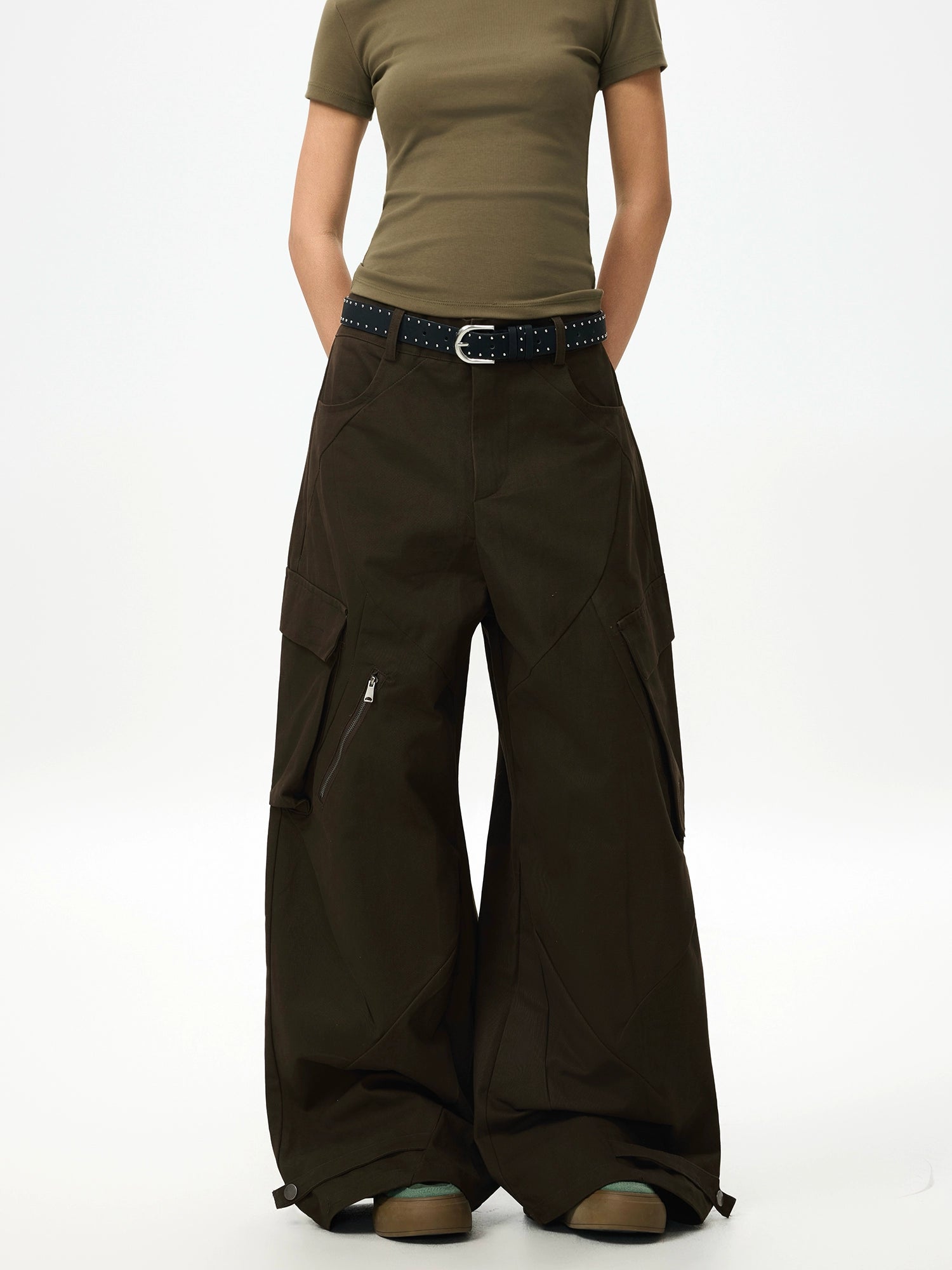 Espresso Voyager Wide-Leg Cargo Pants