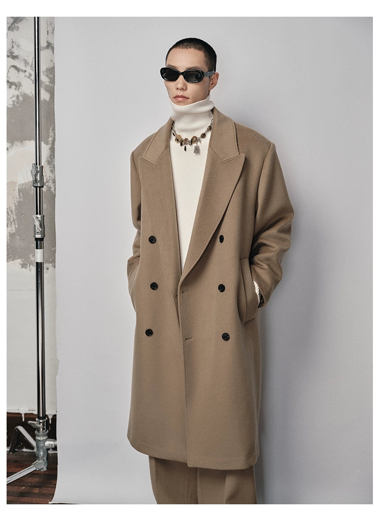 Wide-Shoulder Structured Single-Faced Wool Coat