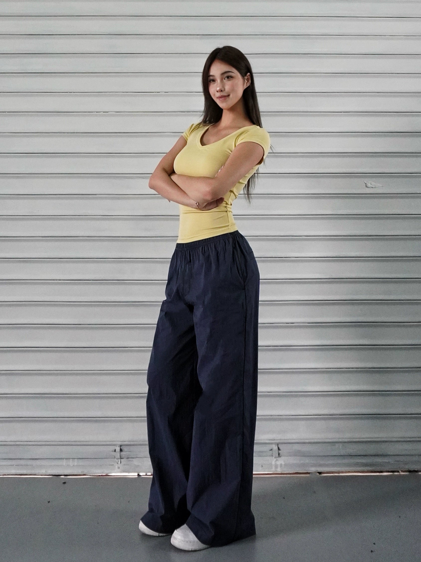 Low-Rise Wide-Leg Athletic Cargo Pants