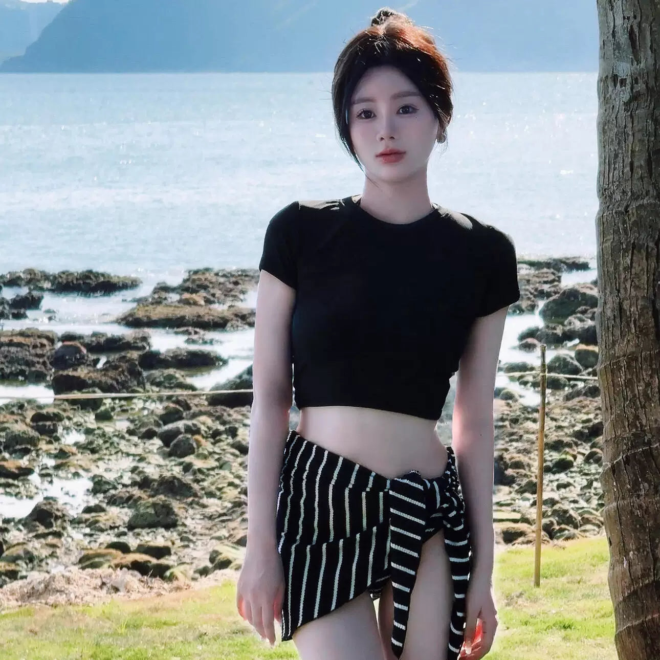 Tidal Stripe Shoreline Crop Bikini